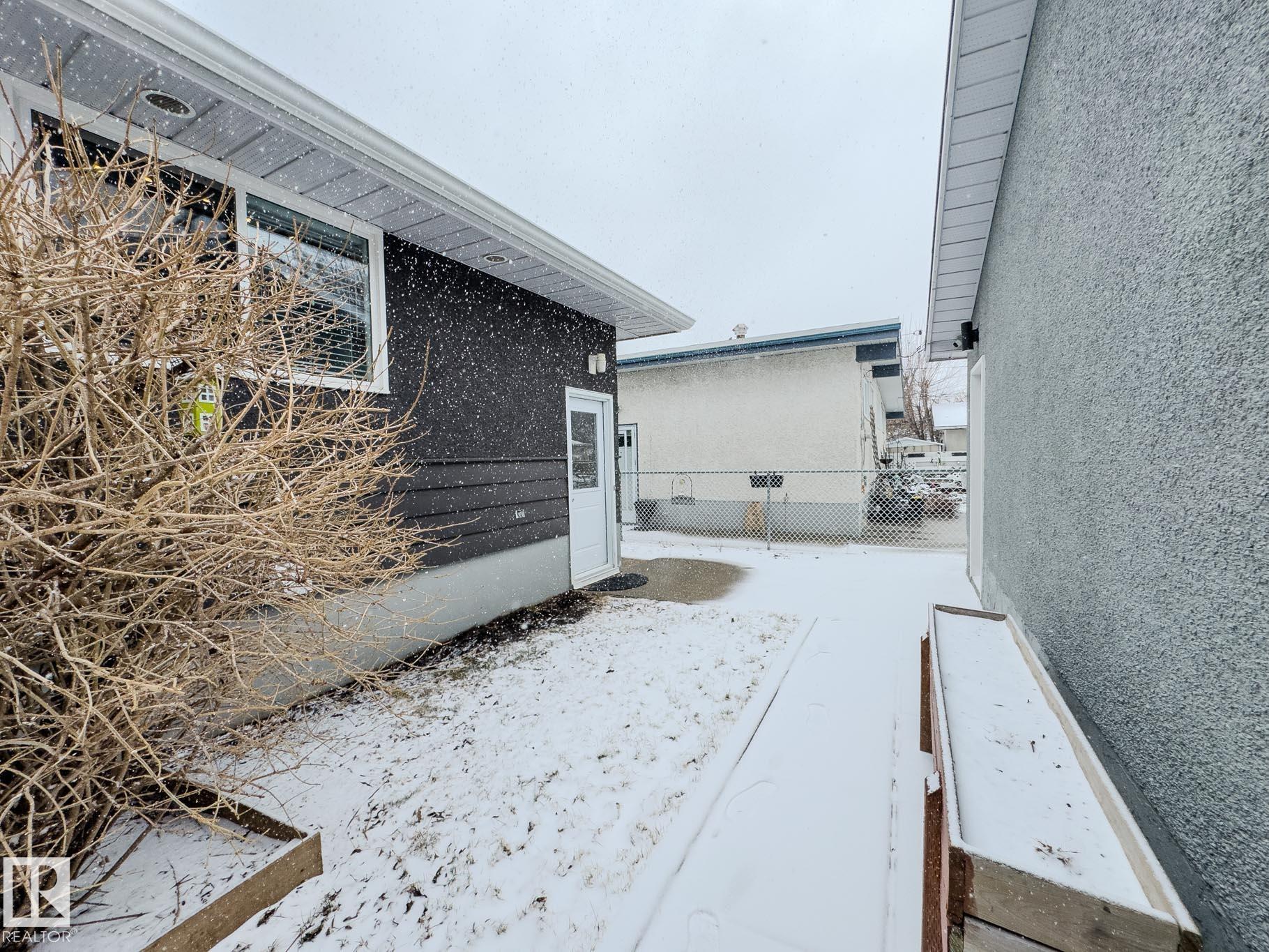 Photo 67 at 9310 165 Street NW, West Meadowlark Park, Edmonton