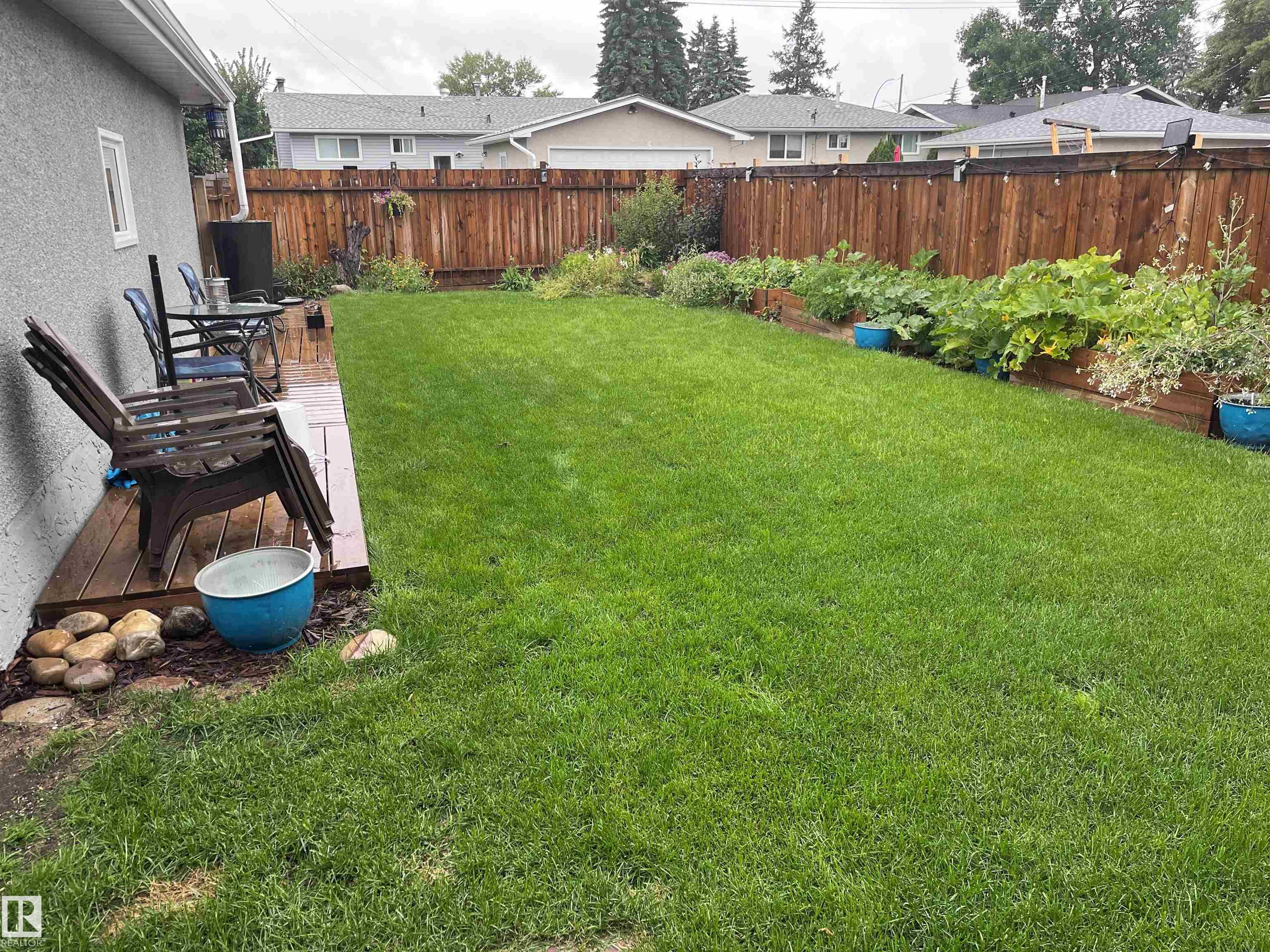 Photo 72 at 9310 165 Street NW, West Meadowlark Park, Edmonton