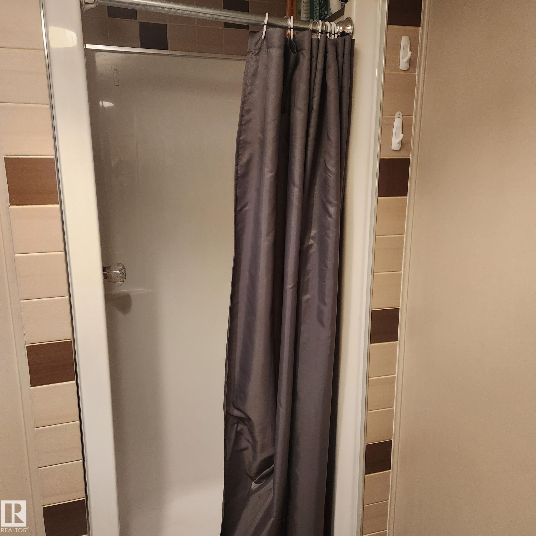 Photo 47 at 4204 48 Street NW, Jackson Heights, Edmonton