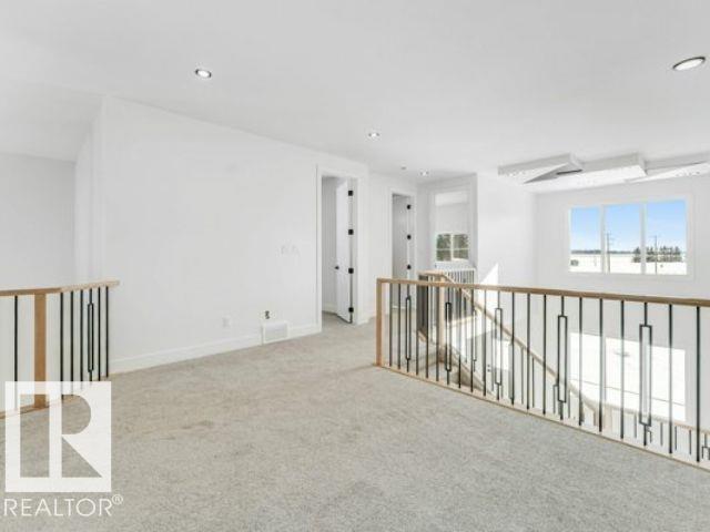 Photo 8 at 6710 176a Avenue NW, Crystallina Nera East, Edmonton