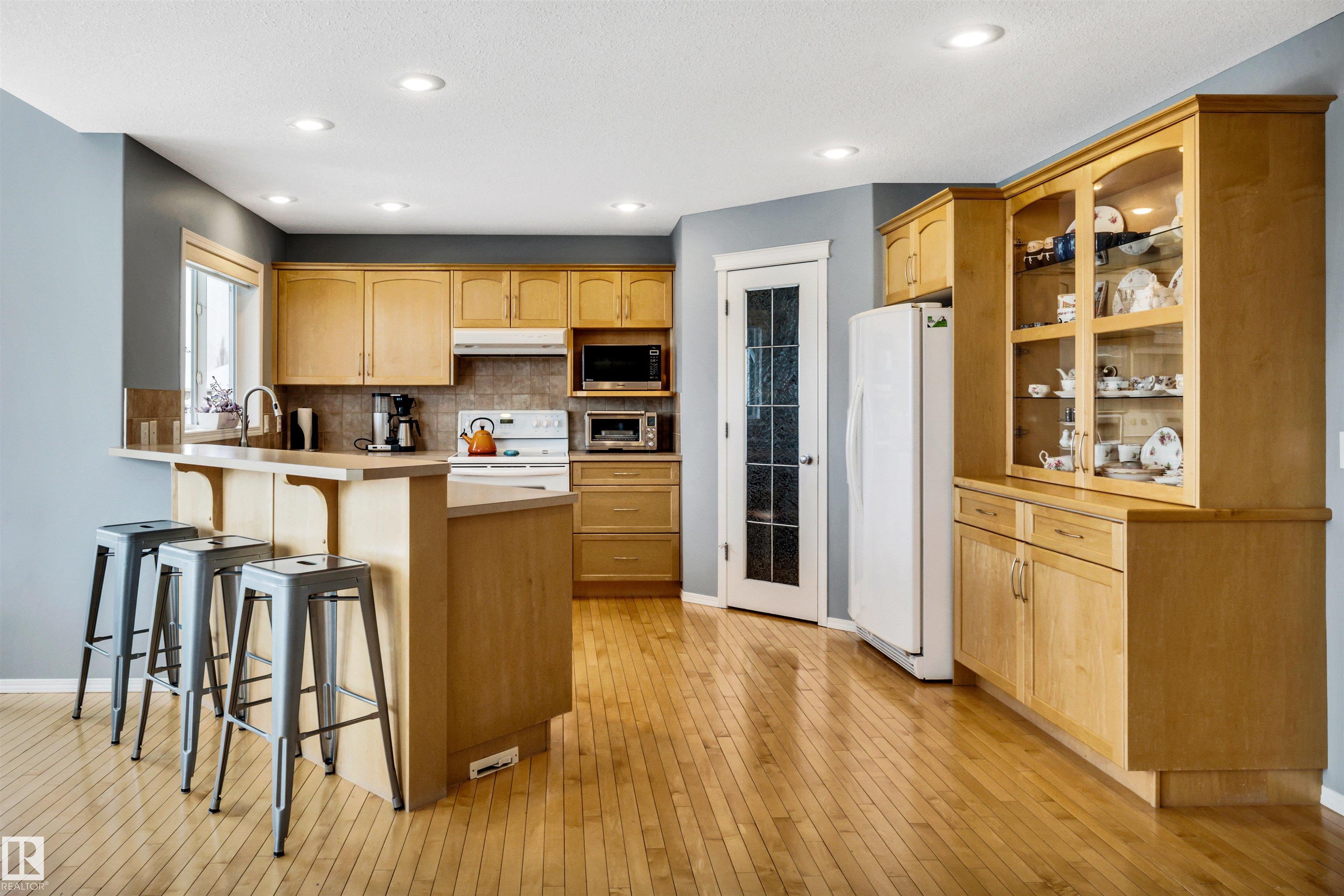 Photo 14 at 192 Ridgehaven Crescent, The Ridge, Sherwood Park