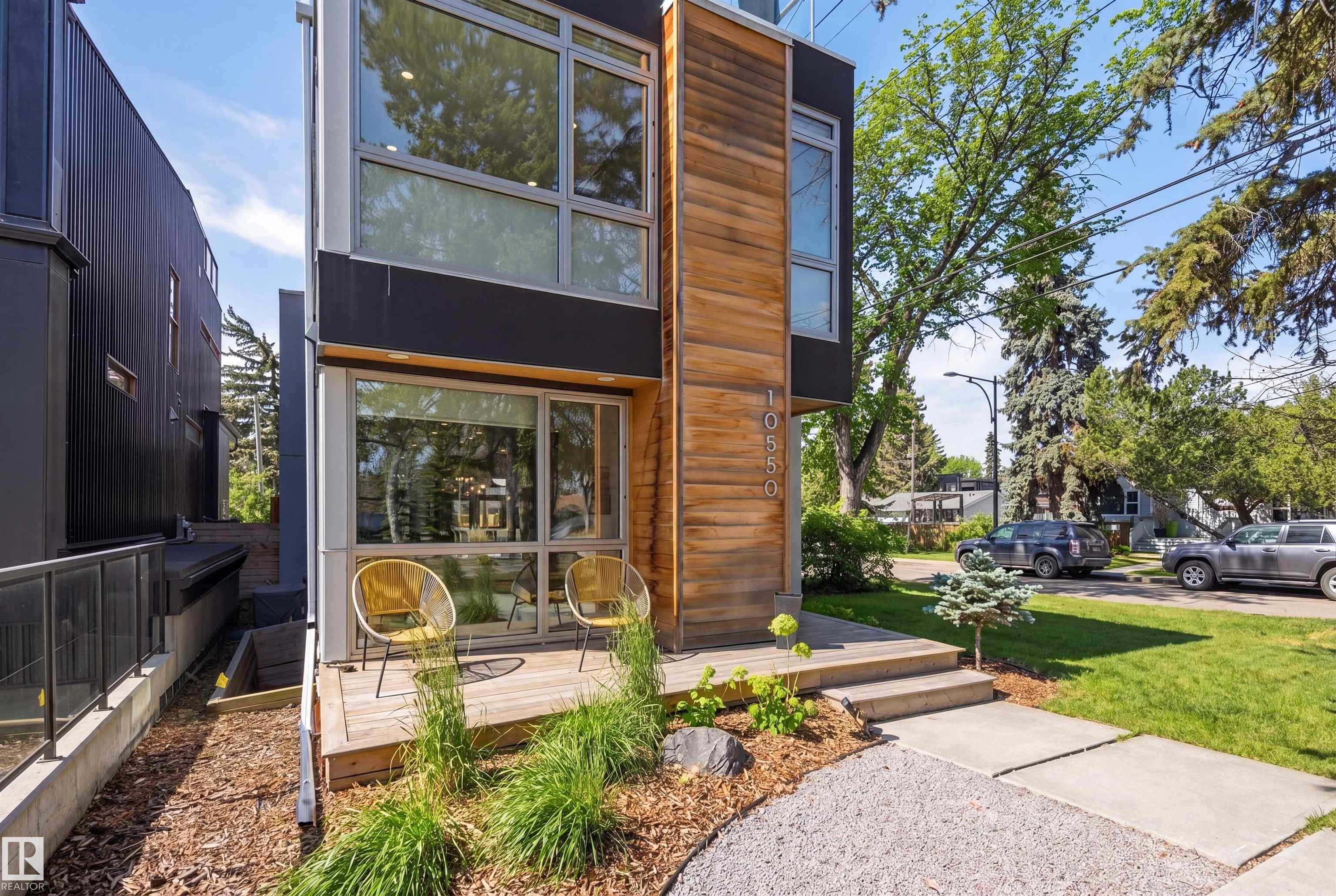 10550 130 Street NW, Westmount, Edmonton