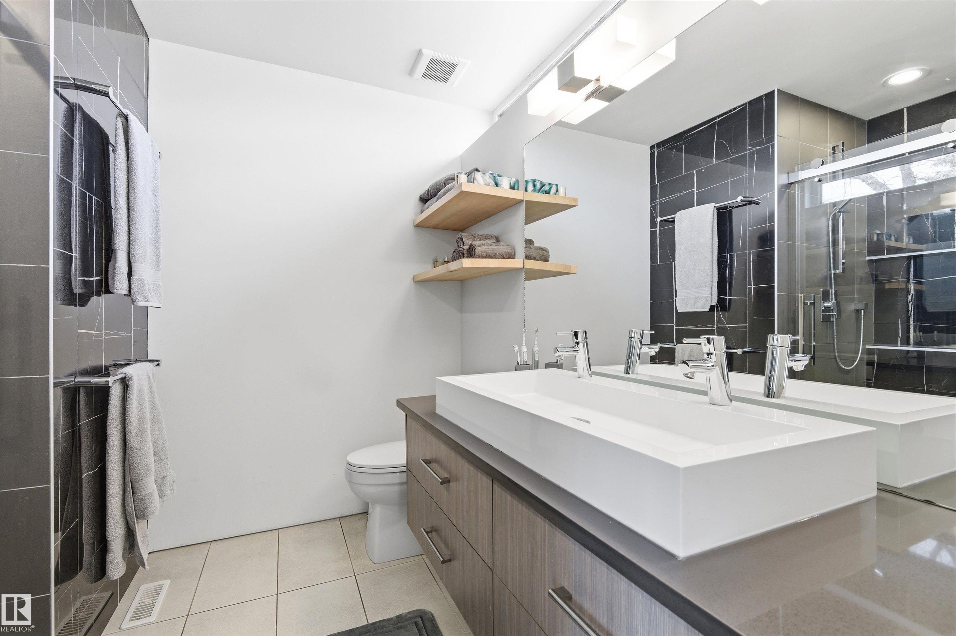 Photo 33 at 10550 130 Street NW, Westmount, Edmonton