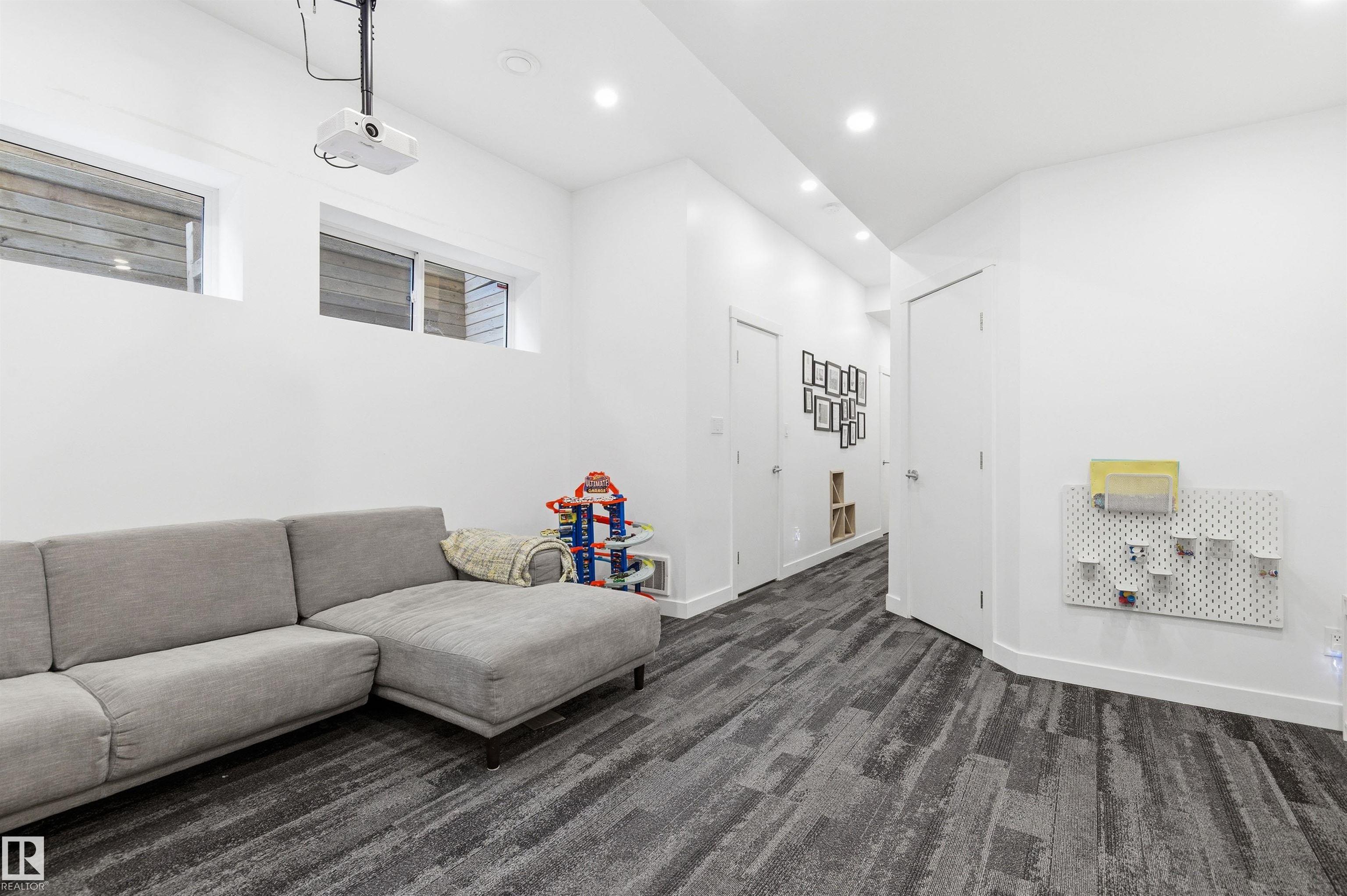 Photo 47 at 10550 130 Street NW, Westmount, Edmonton