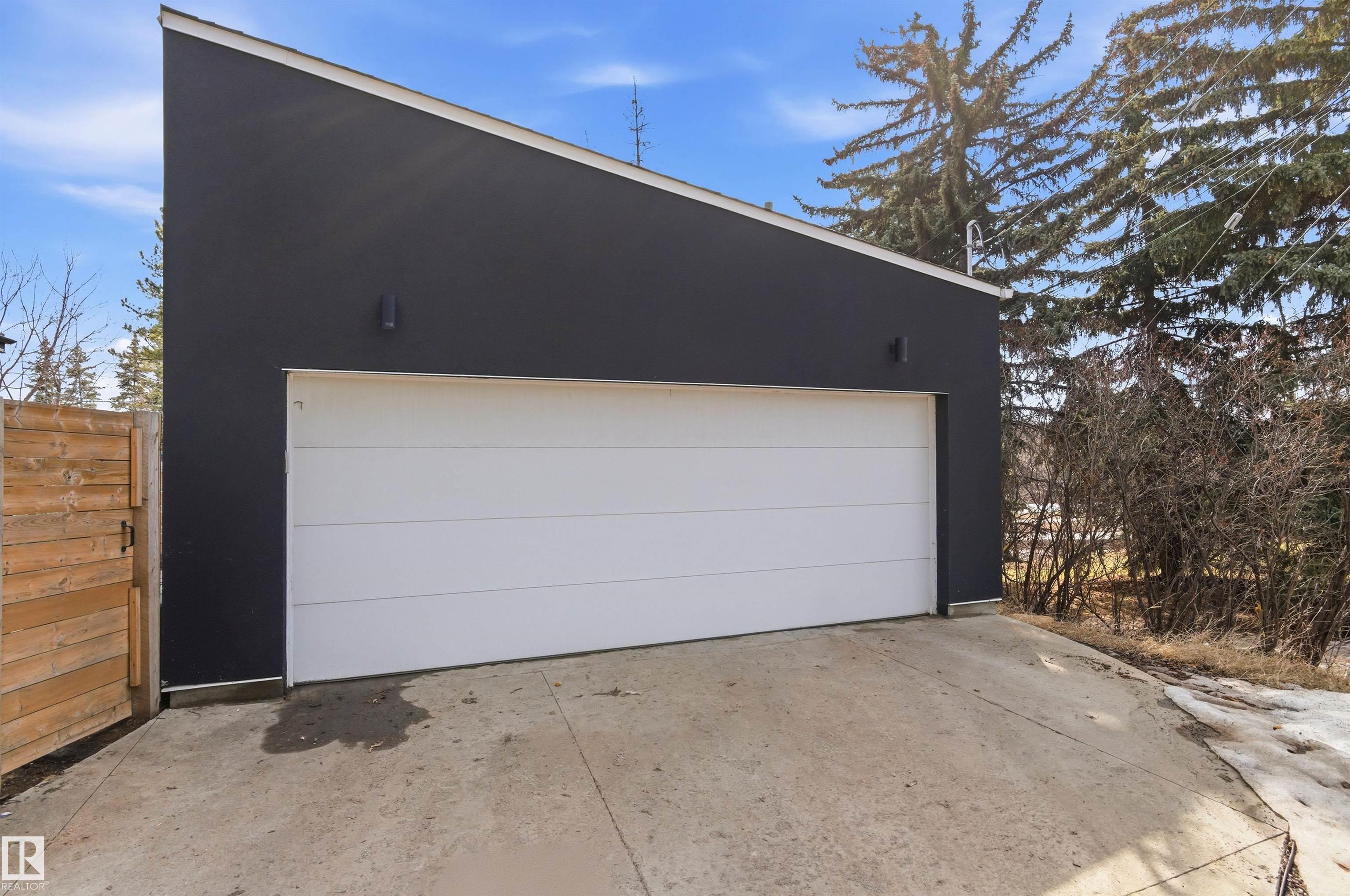 Photo 53 at 10550 130 Street NW, Westmount, Edmonton