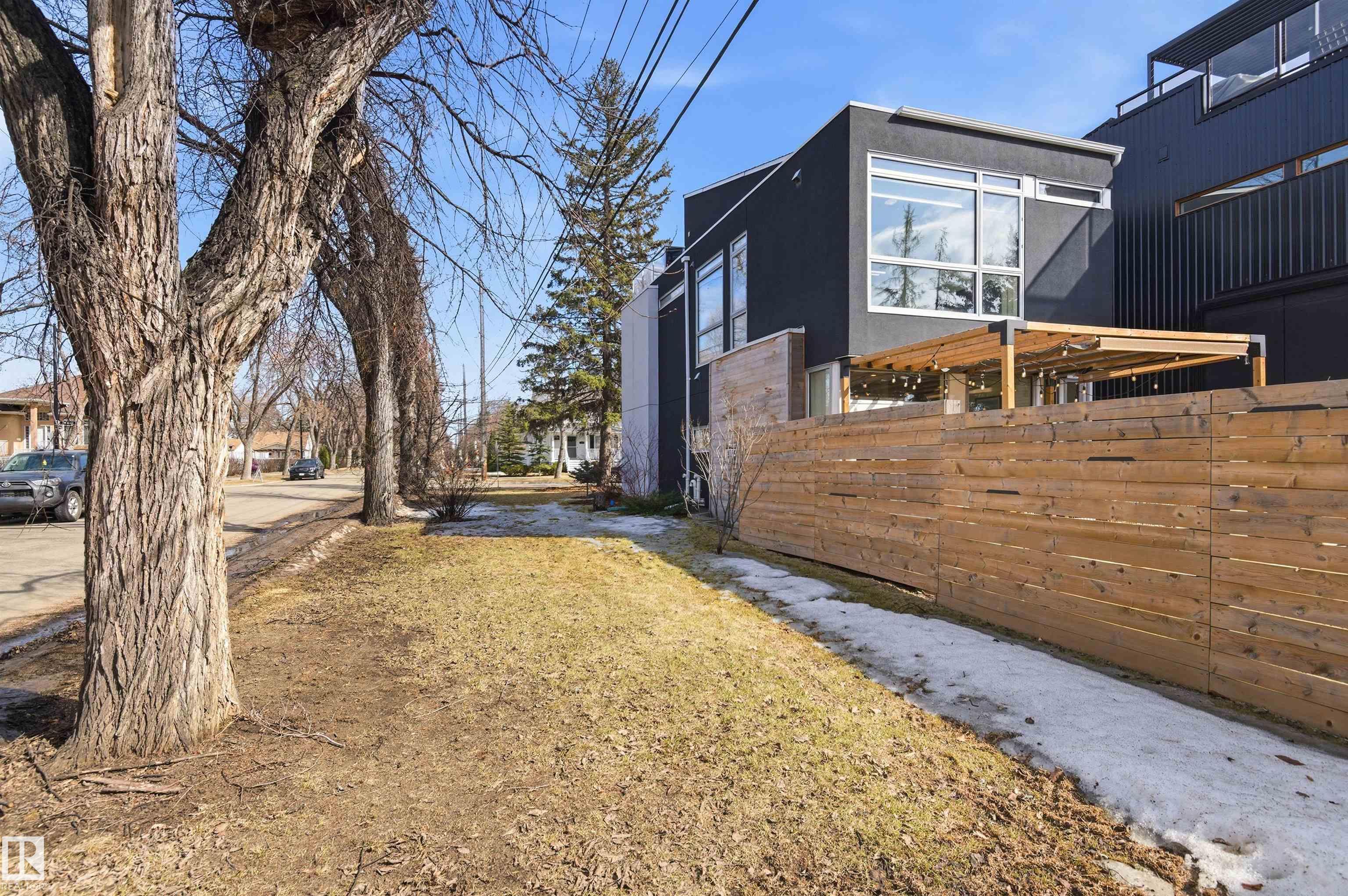 Photo 9 at 10550 130 Street NW, Westmount, Edmonton