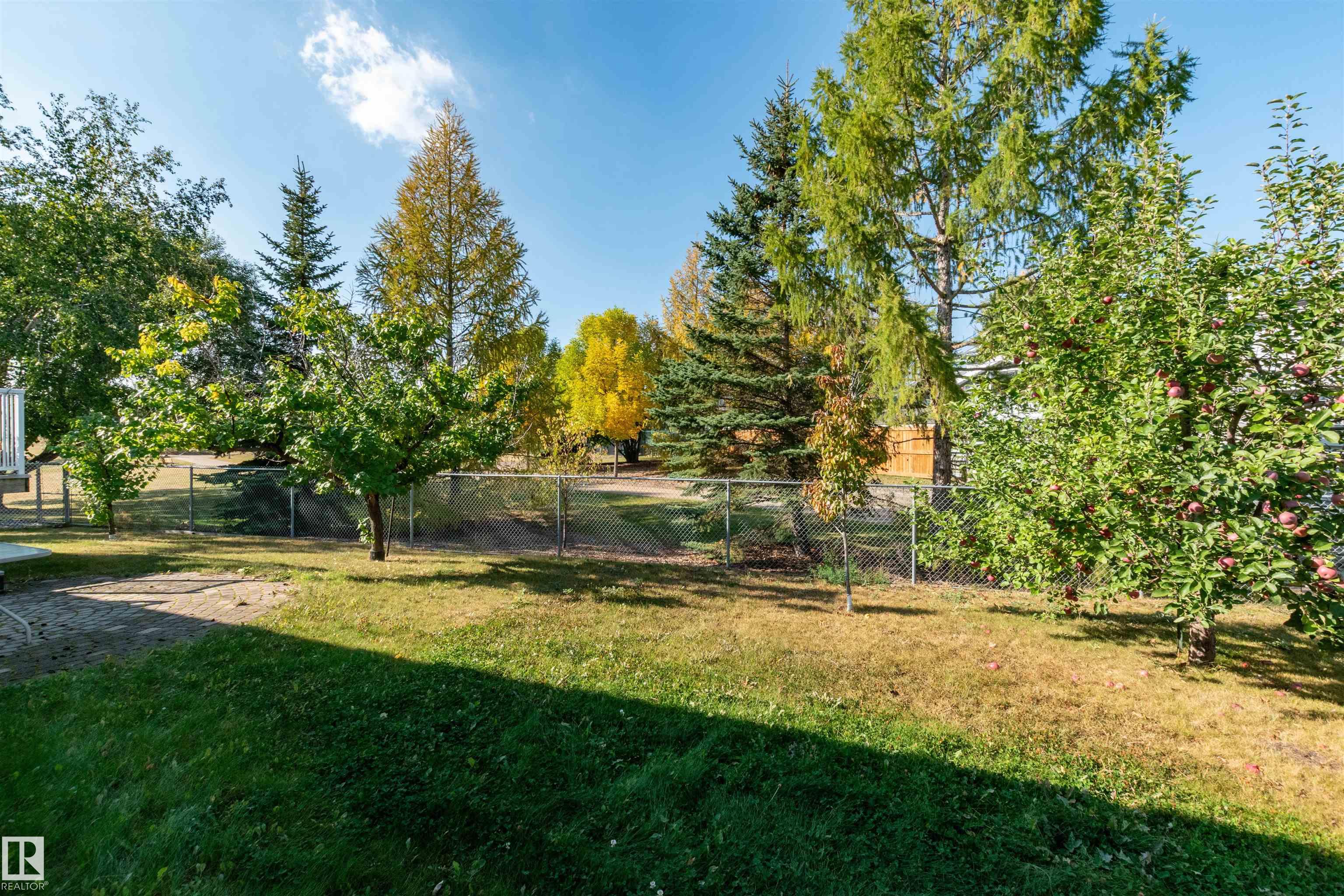 Photo 37 at 26 Carson crest, Lakeland Ridge, Sherwood Park