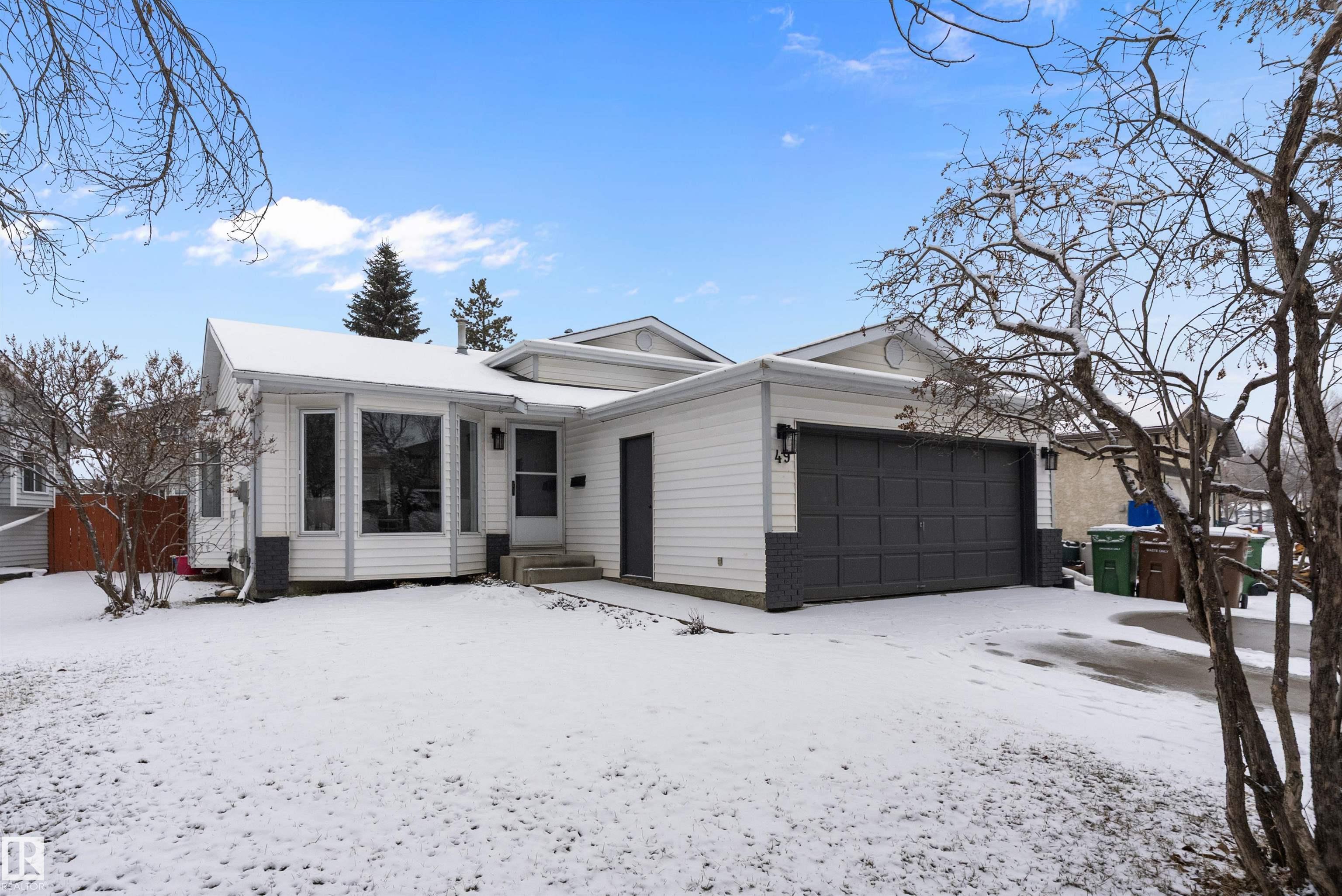 49 Deerbourne Drive, Deer Ridge, St. Albert