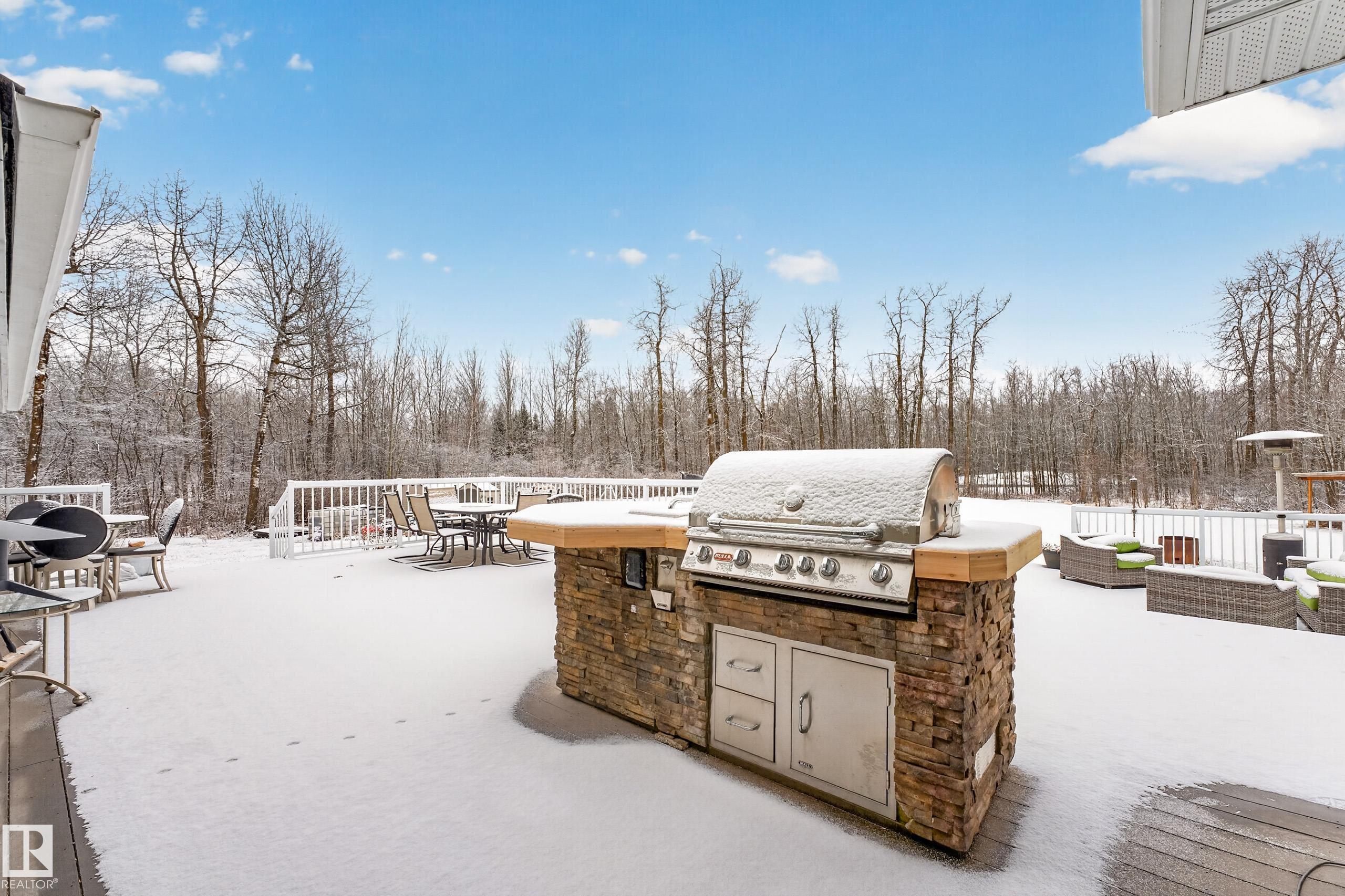 Photo 12 at 110 - 51058 Rge Road 212, Ministik Estates, Rural Strathcona County