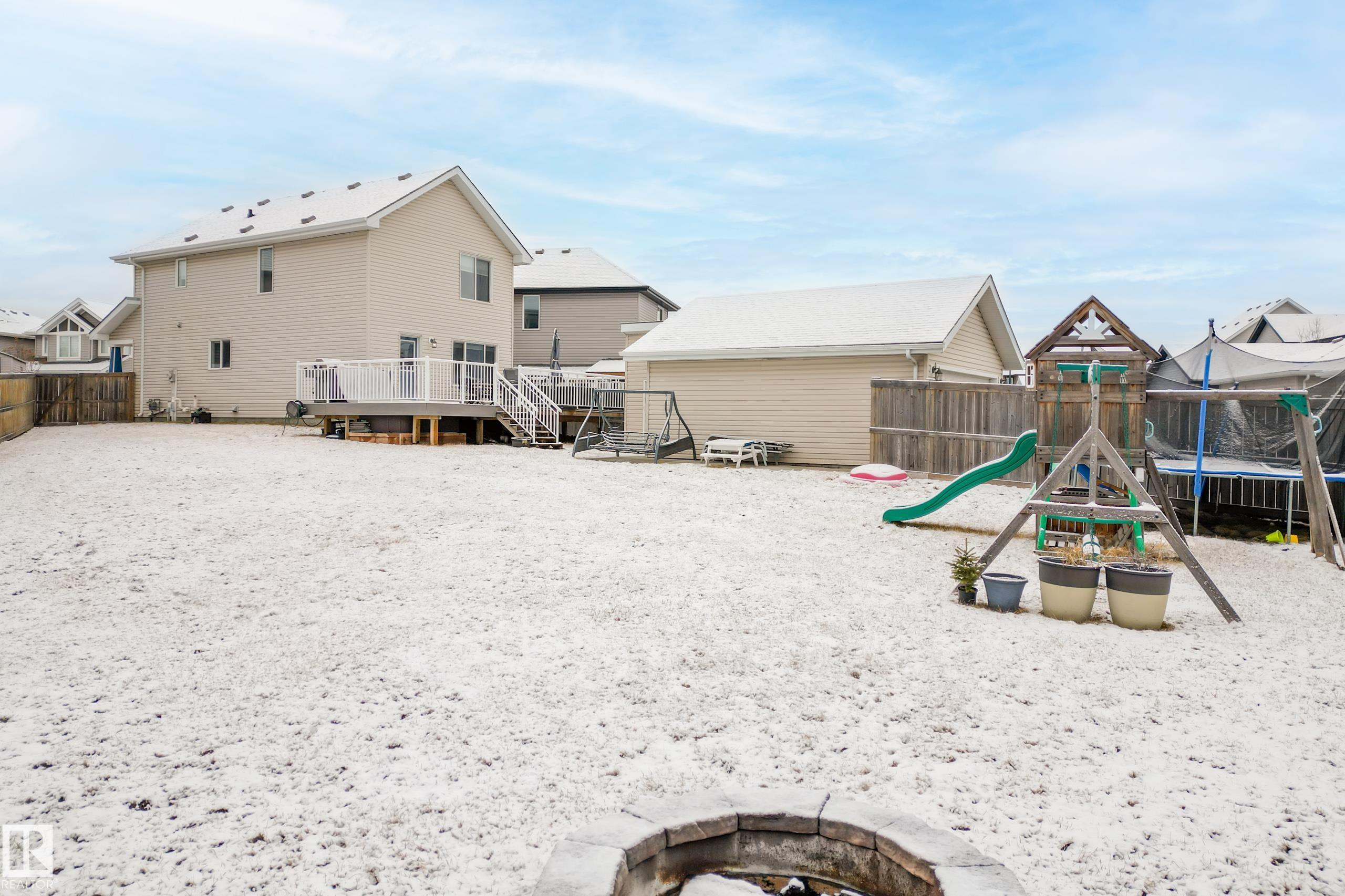 Picture for 635 41 AV NW