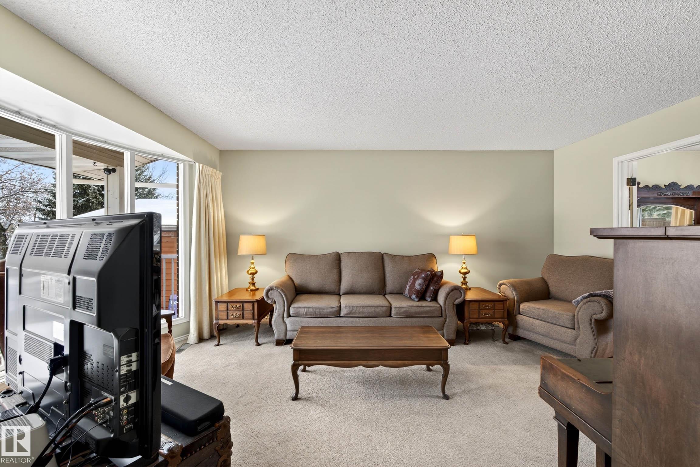 Photo 10 at 84 Woodlands Road, Woodlands, St. Albert