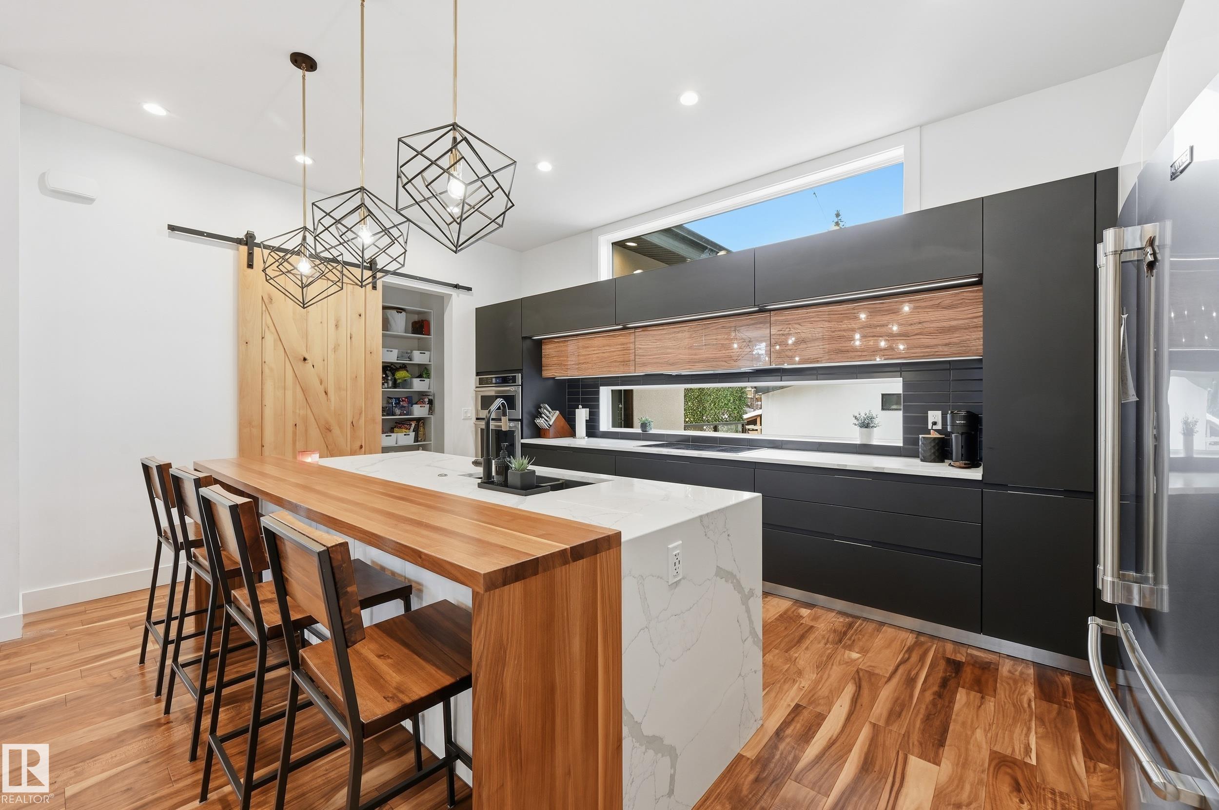 Photo 12 at 44B Valleyview Crescent NW, Parkview, Edmonton