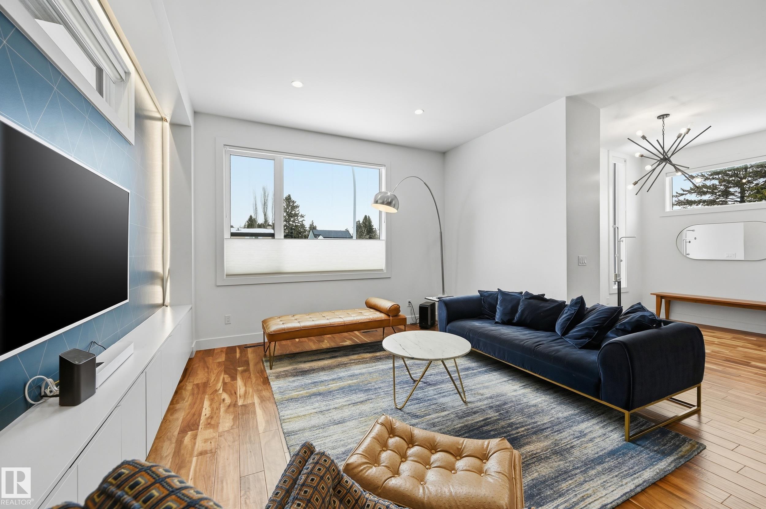 Photo 10 at 44B Valleyview Crescent NW, Parkview, Edmonton