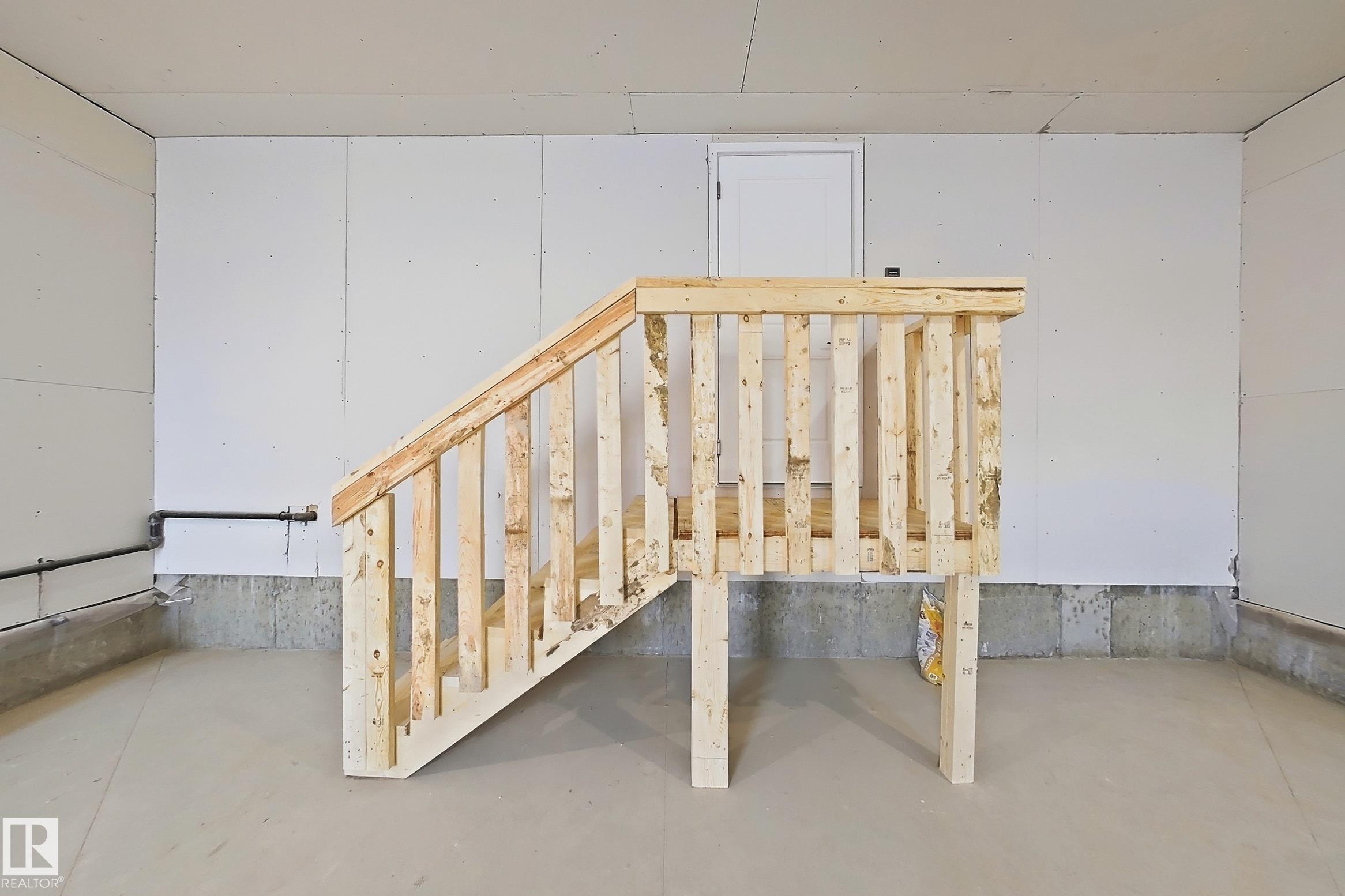 Photo 30 at 6449 28 Avenue SW, Mattson, Edmonton