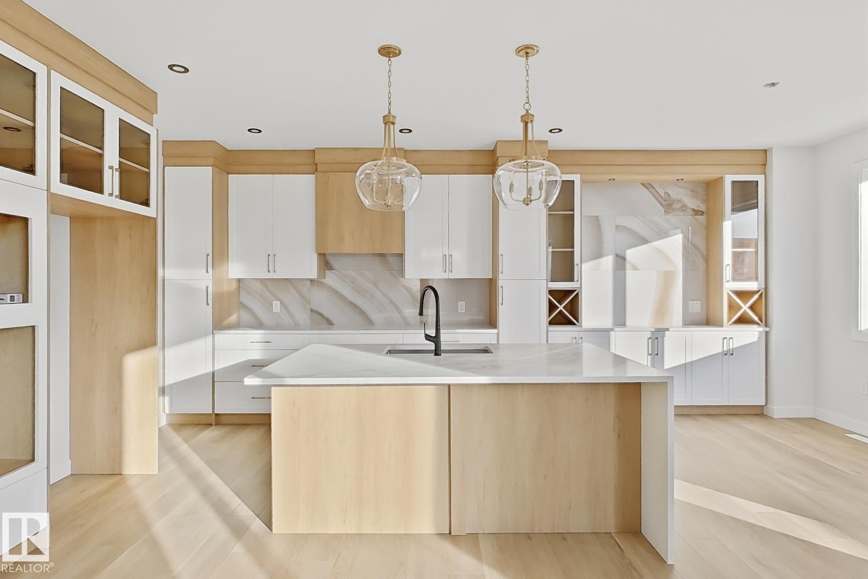 6449 28 Avenue SW, Mattson, Edmonton