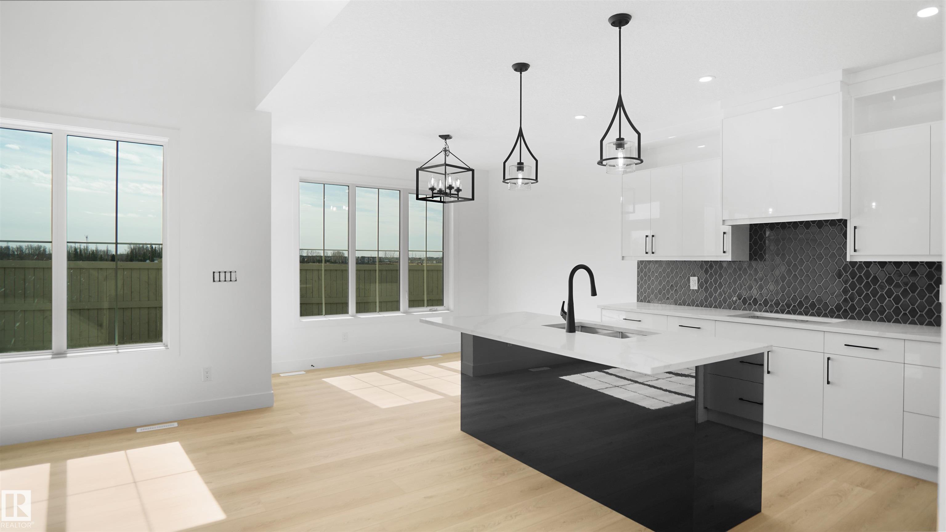 Photo 12 at 803 30 Avenue NW, Maple Crest, Edmonton