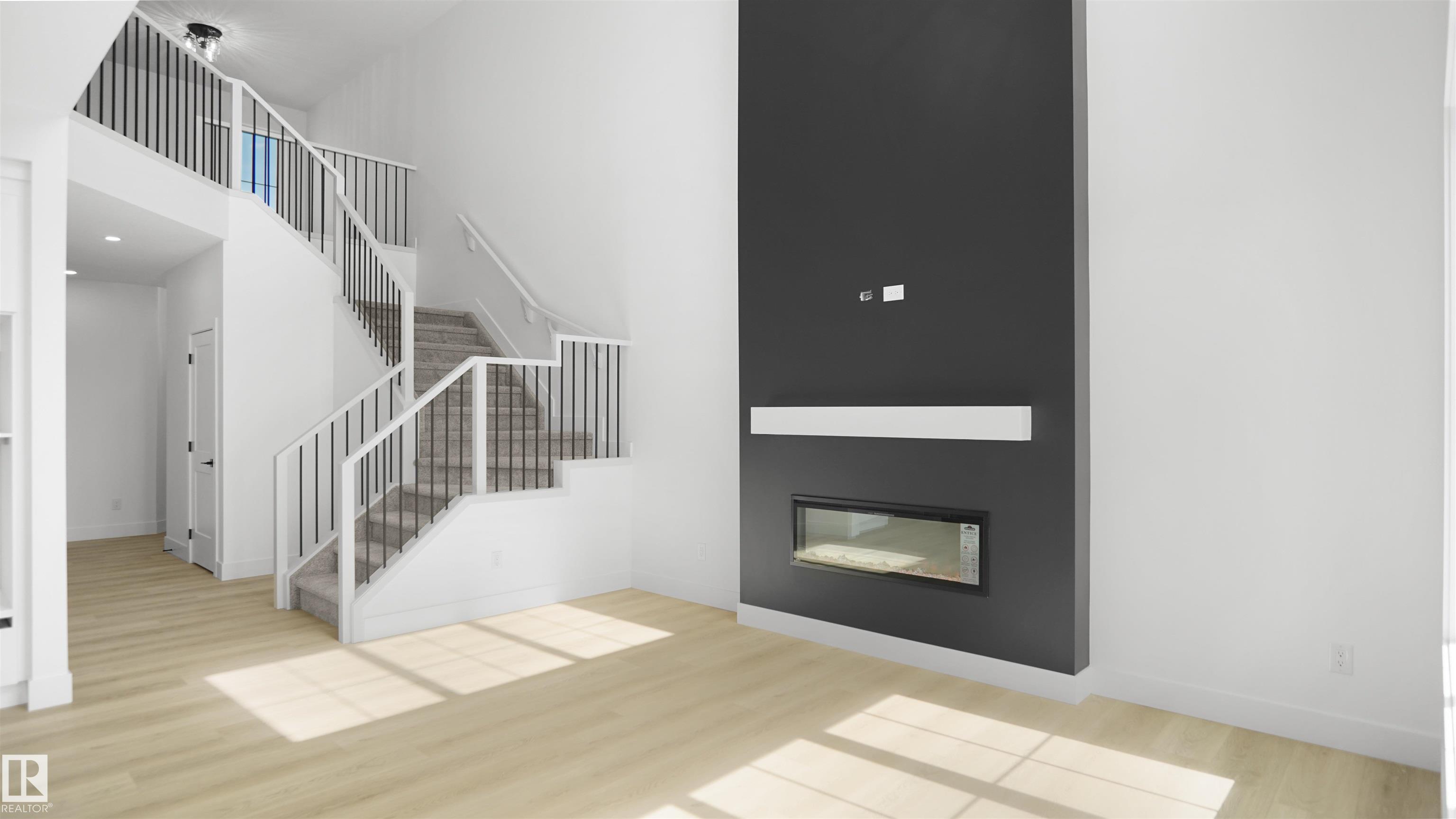 Photo 10 at 803 30 Avenue NW, Maple Crest, Edmonton