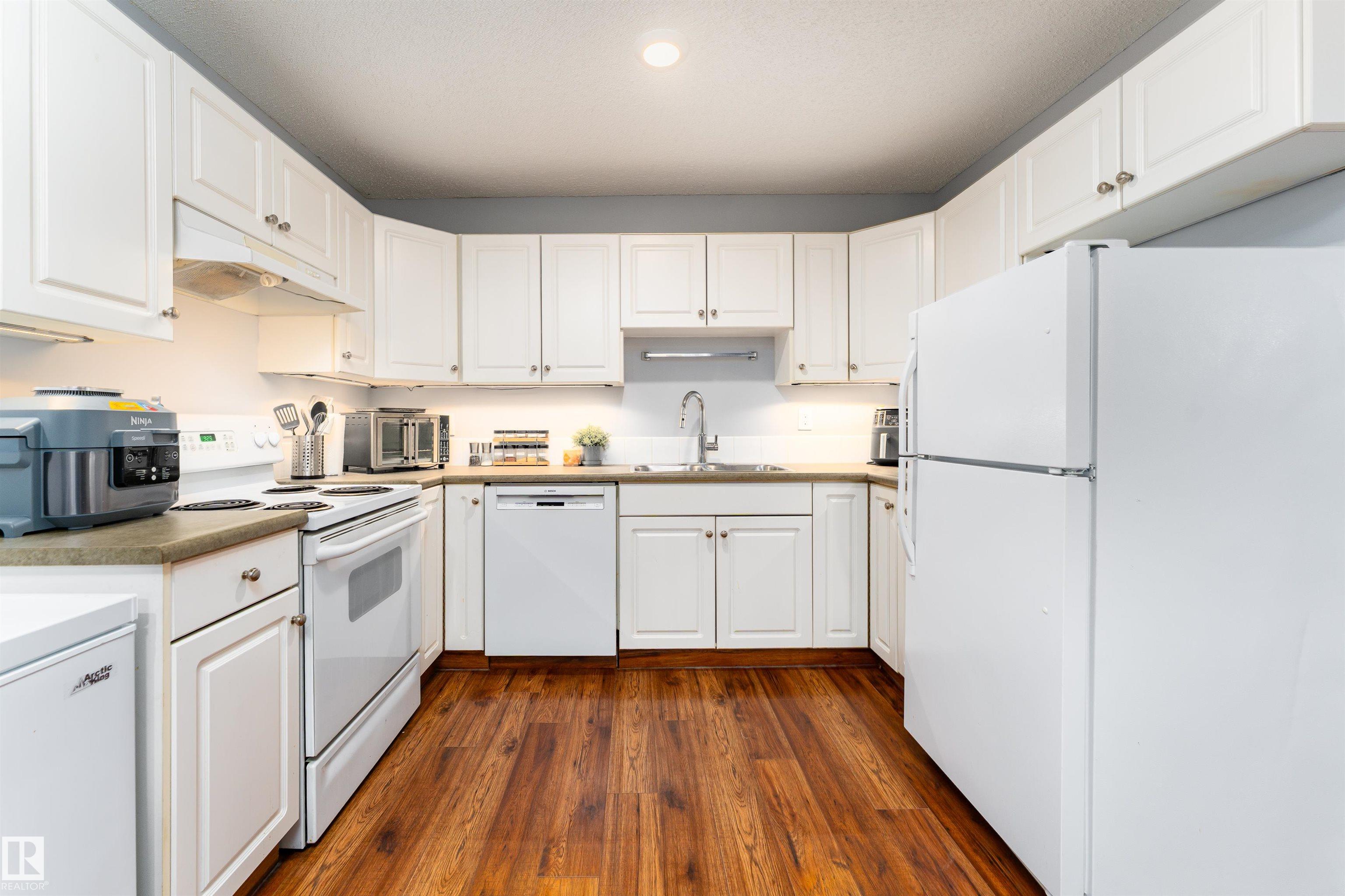 Picture for #26 10208 113 ST NW