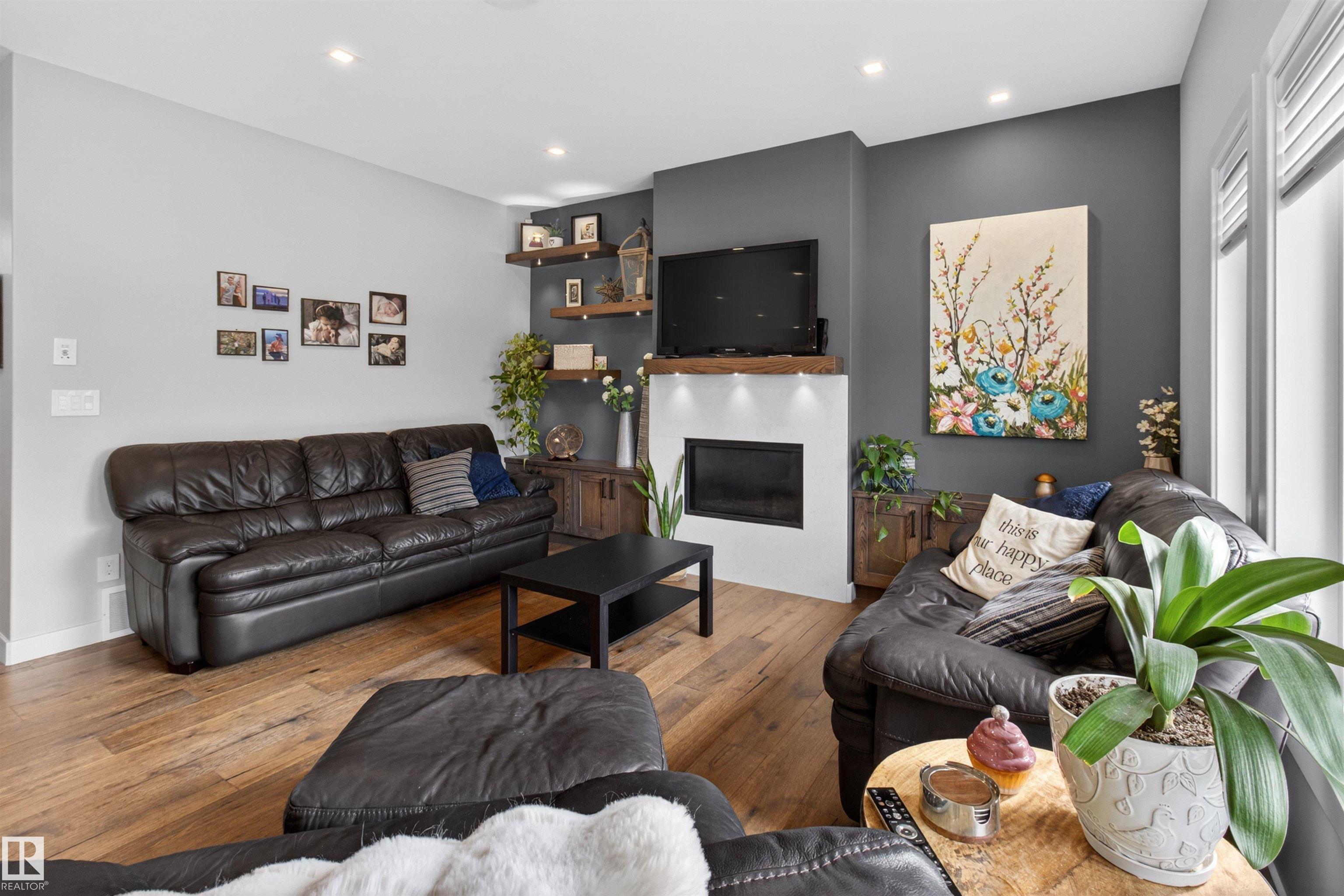 Picture for 17616 78 ST NW