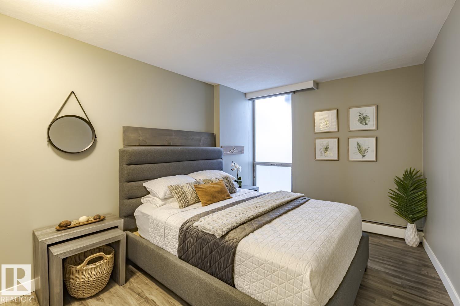 Photo 8 at 105 - 10883 Saskatchewan Drive NW, Garneau, Edmonton