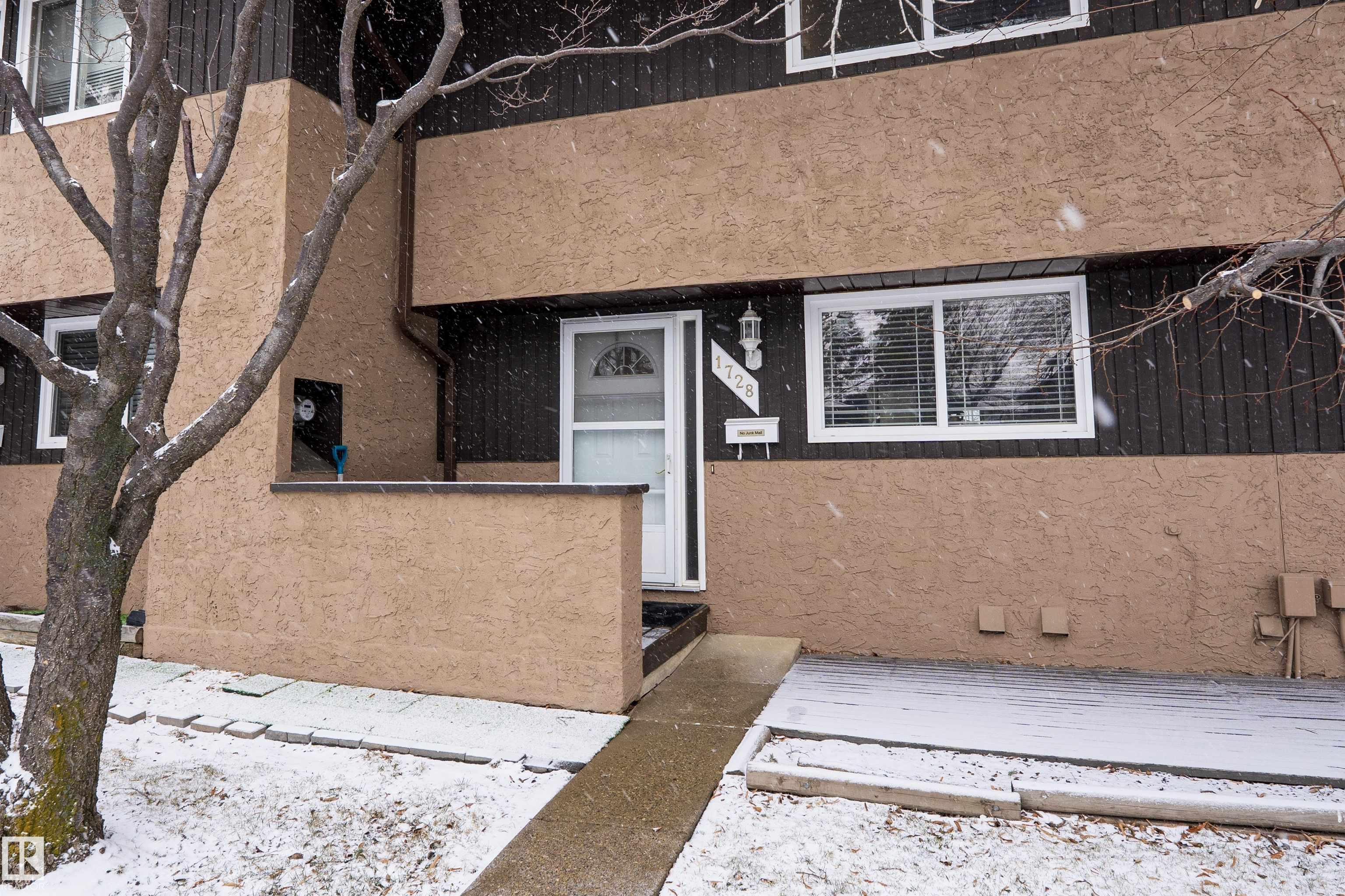 Photo 23 at 1728 37 Street NW, Daly Grove, Edmonton