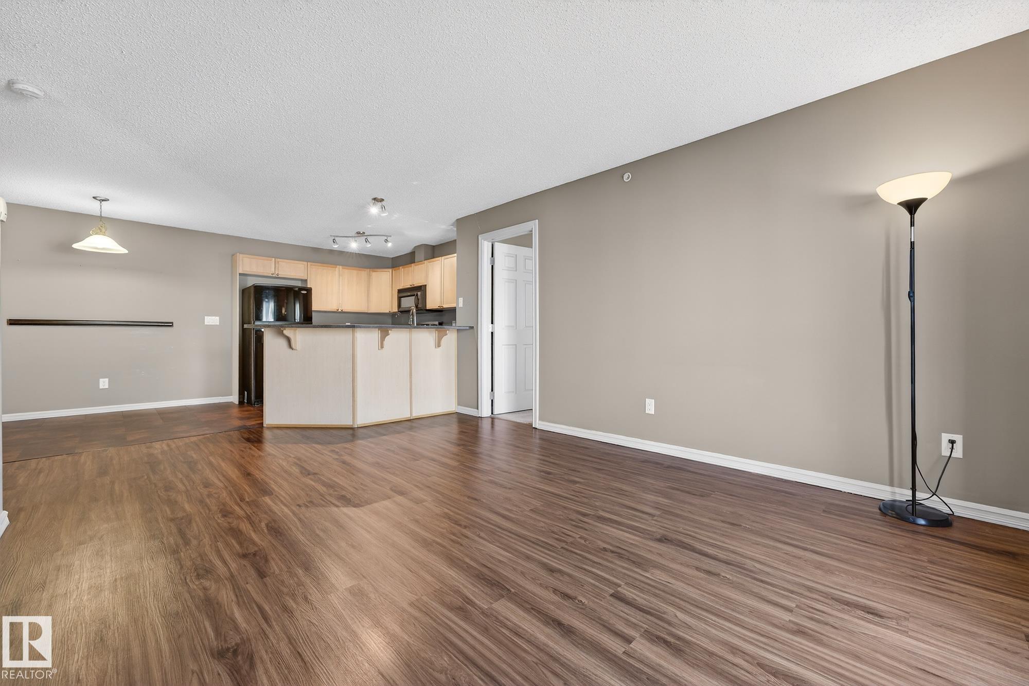 Photo 17 at 414 - 13710 150 Avenue NW, Cumberland, Edmonton