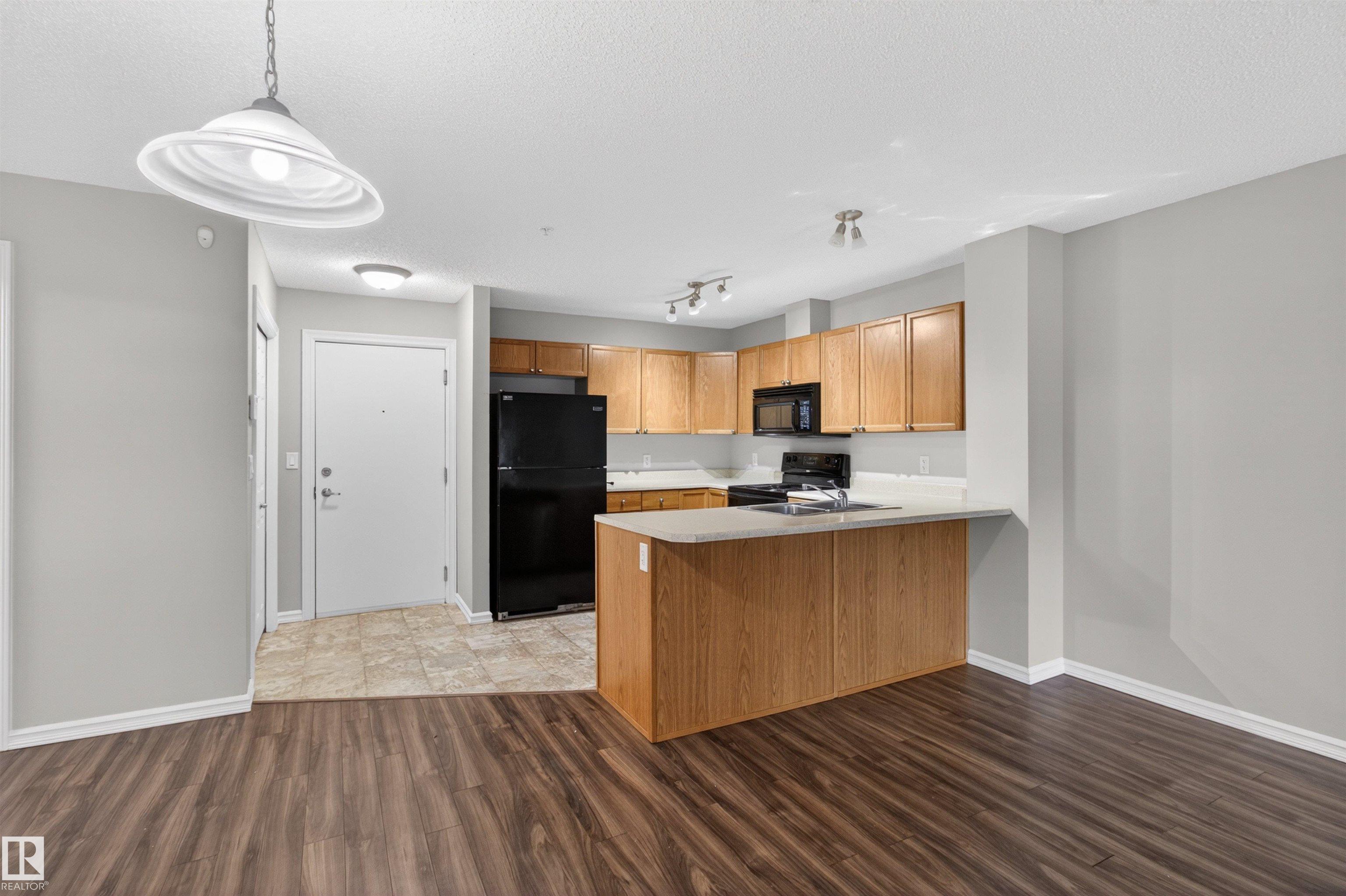 Photo 15 at 106 - 4403 23 Street NW, Larkspur, Edmonton