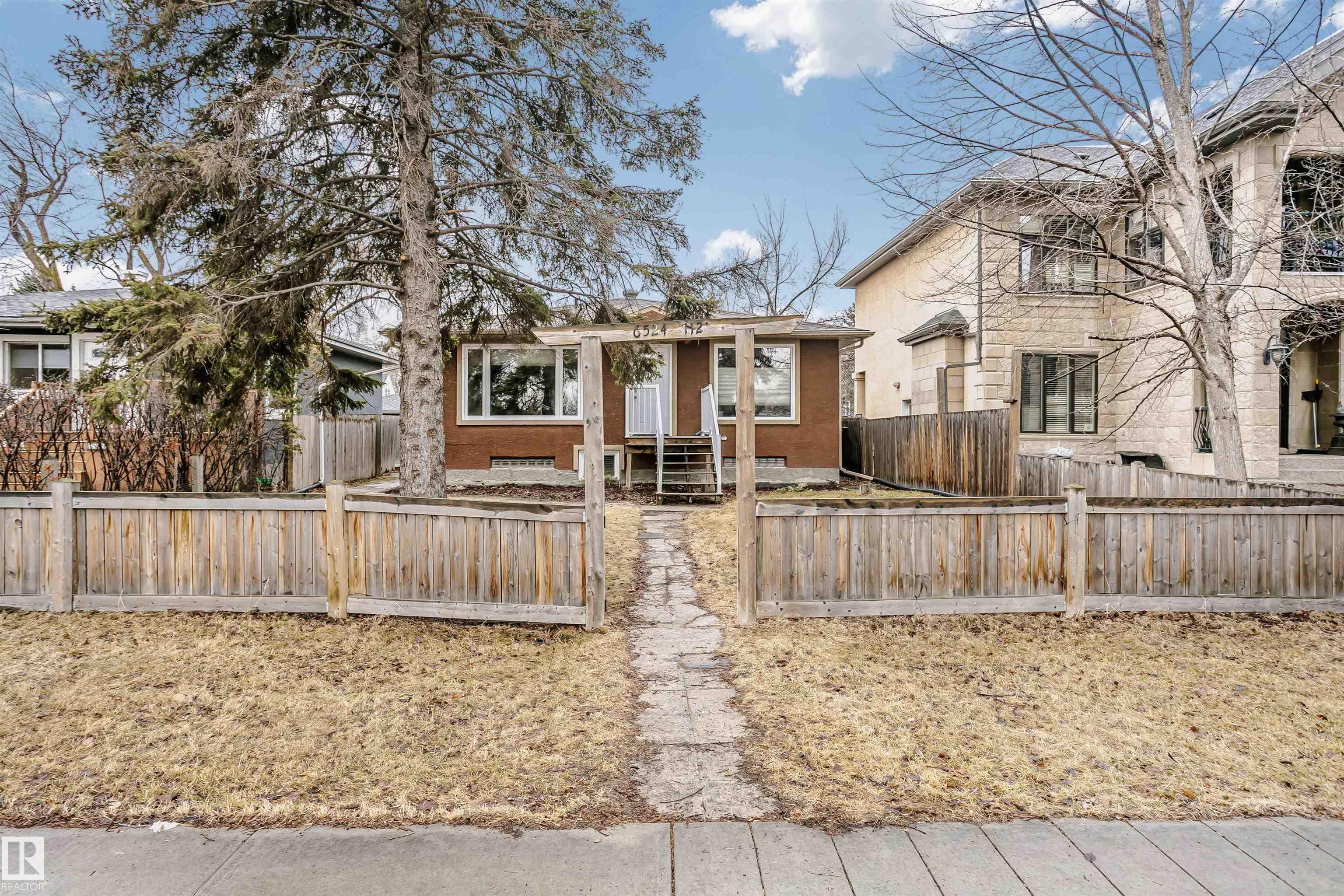 6524 112 Street NW, Parkallen, Edmonton
