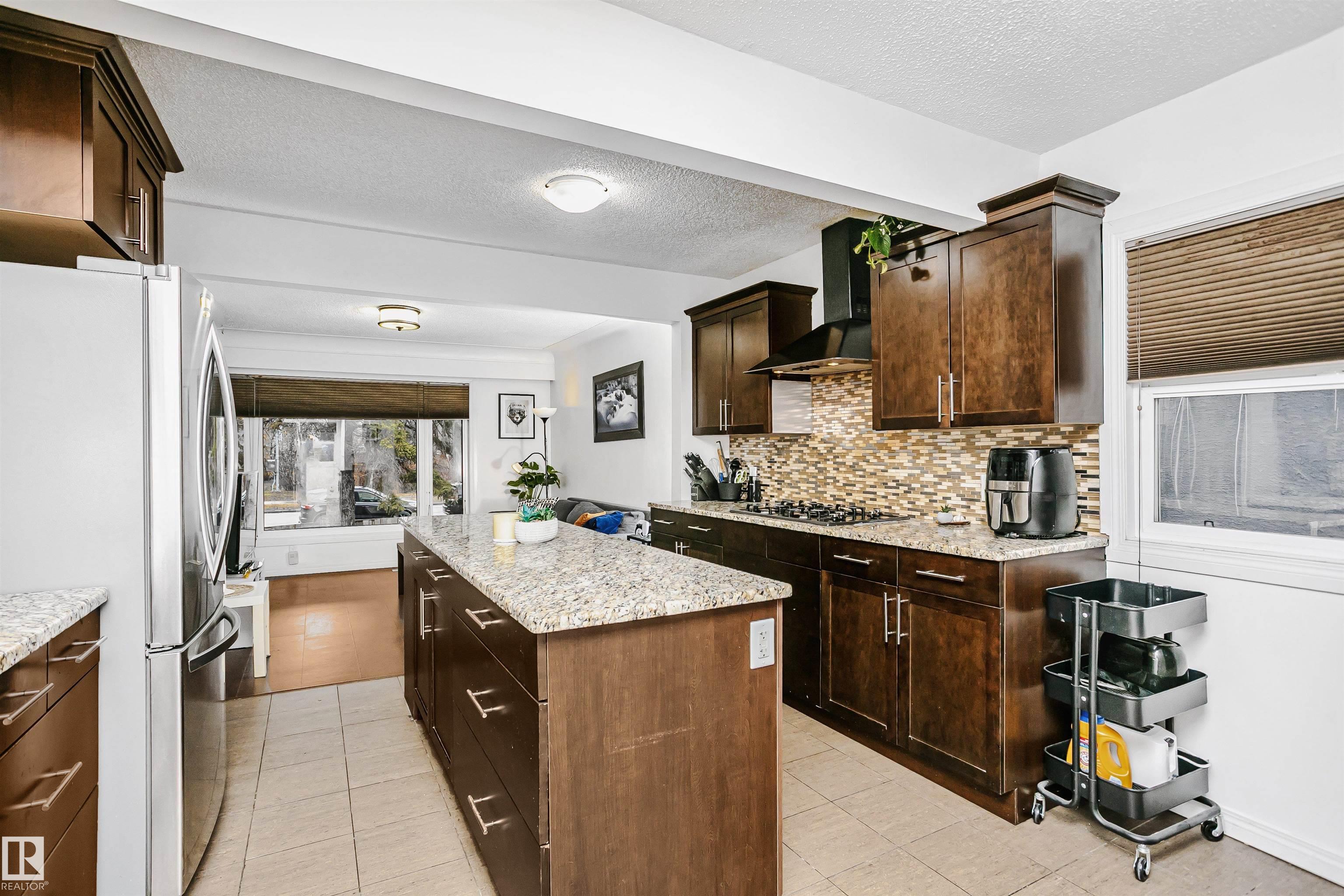 Photo 16 at 6524 112 Street NW, Parkallen, Edmonton