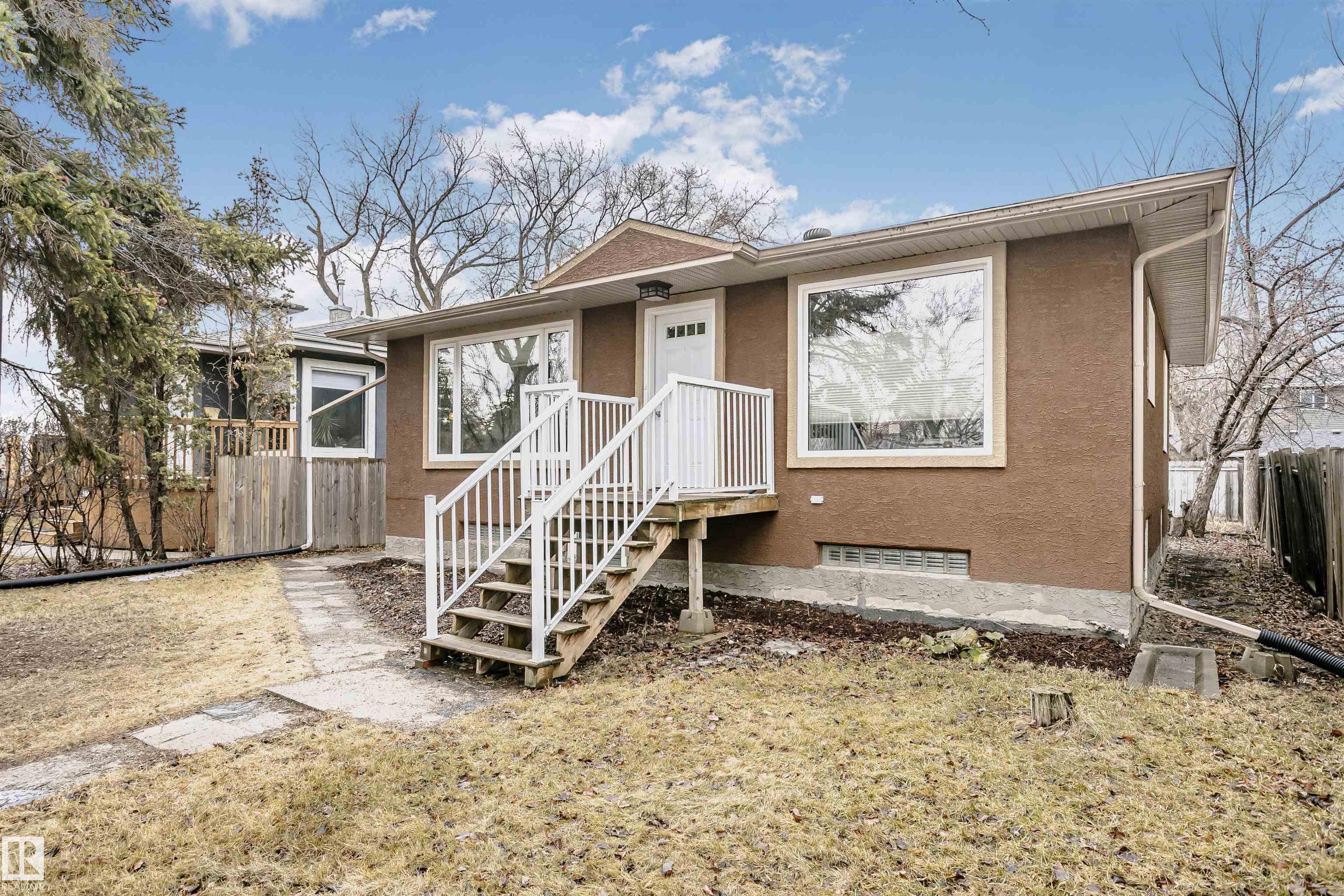 Picture for 6524 112 ST NW