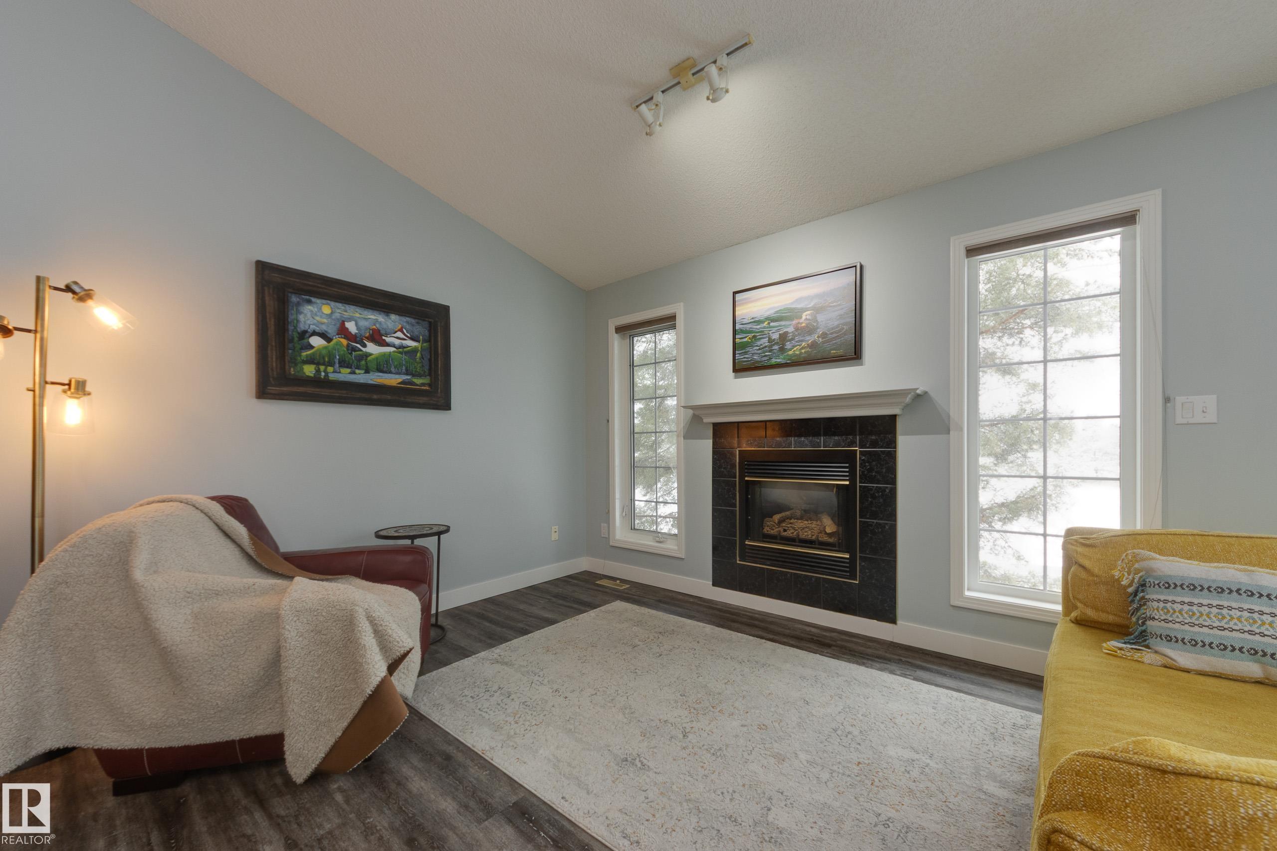 24 - 40 Cranford Way, Durham Town Square, Sherwood Park