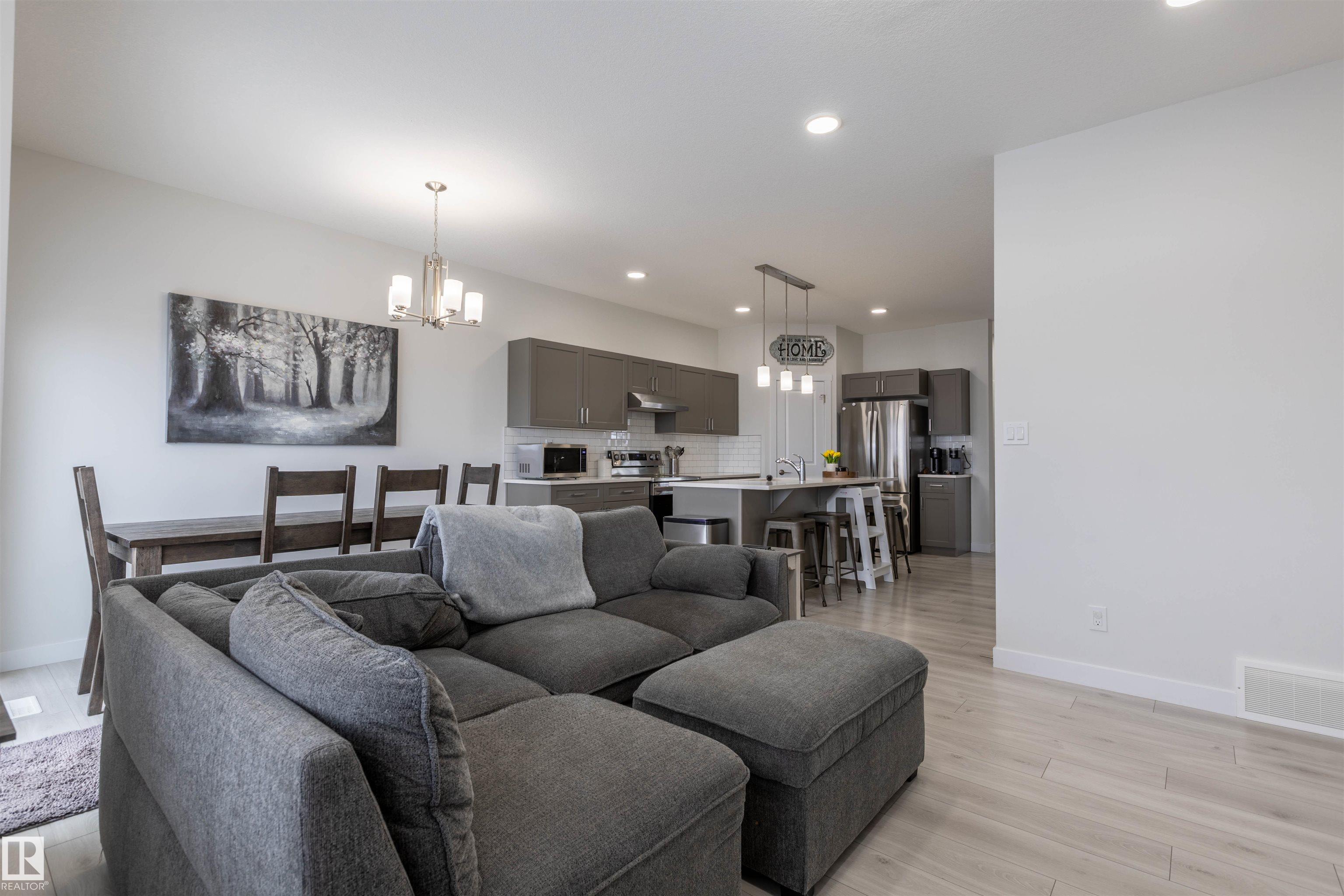 Photo 13 at 10706 99 Street, Morinville