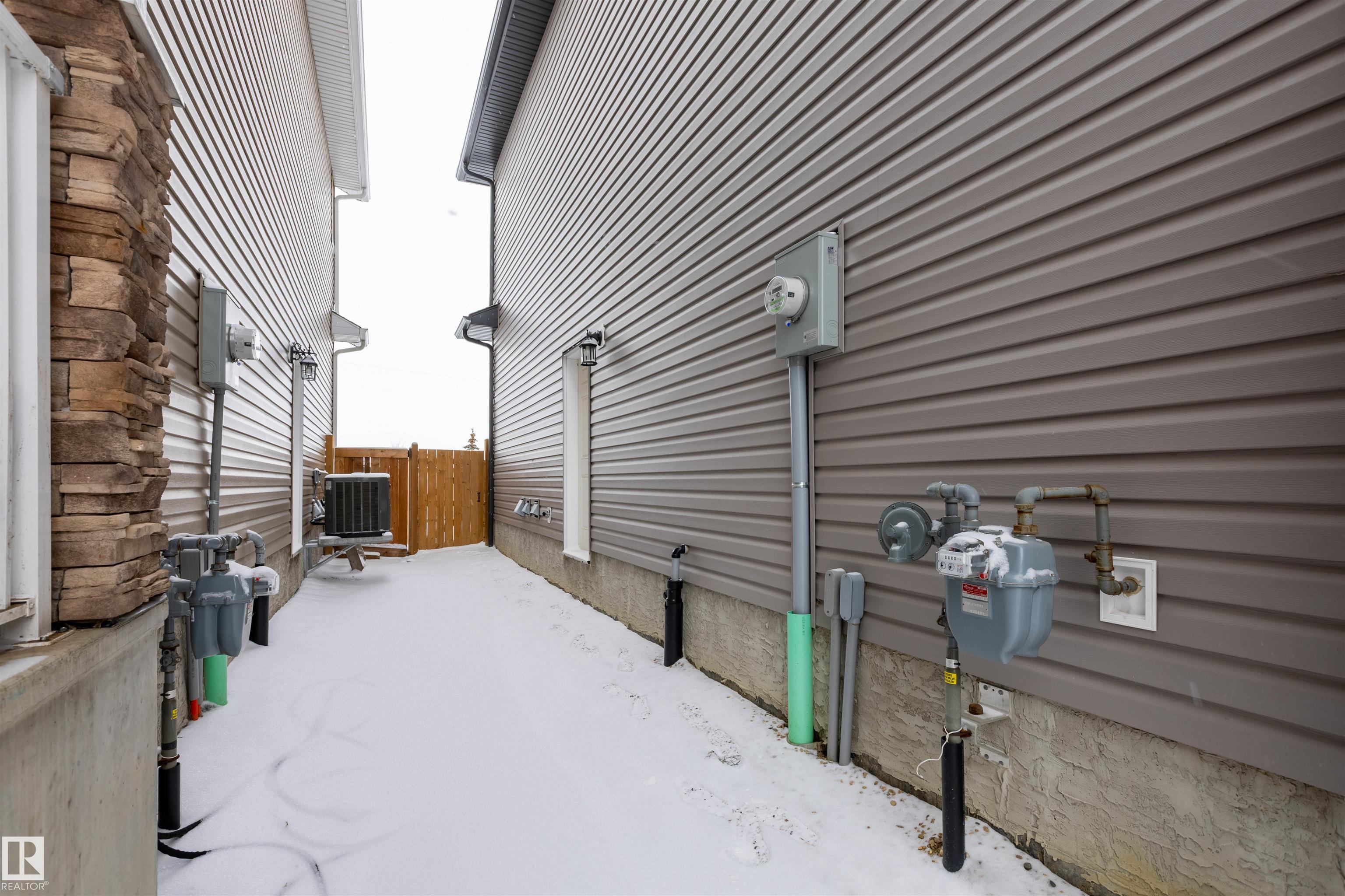 Photo 38 at 10706 99 Street, Morinville