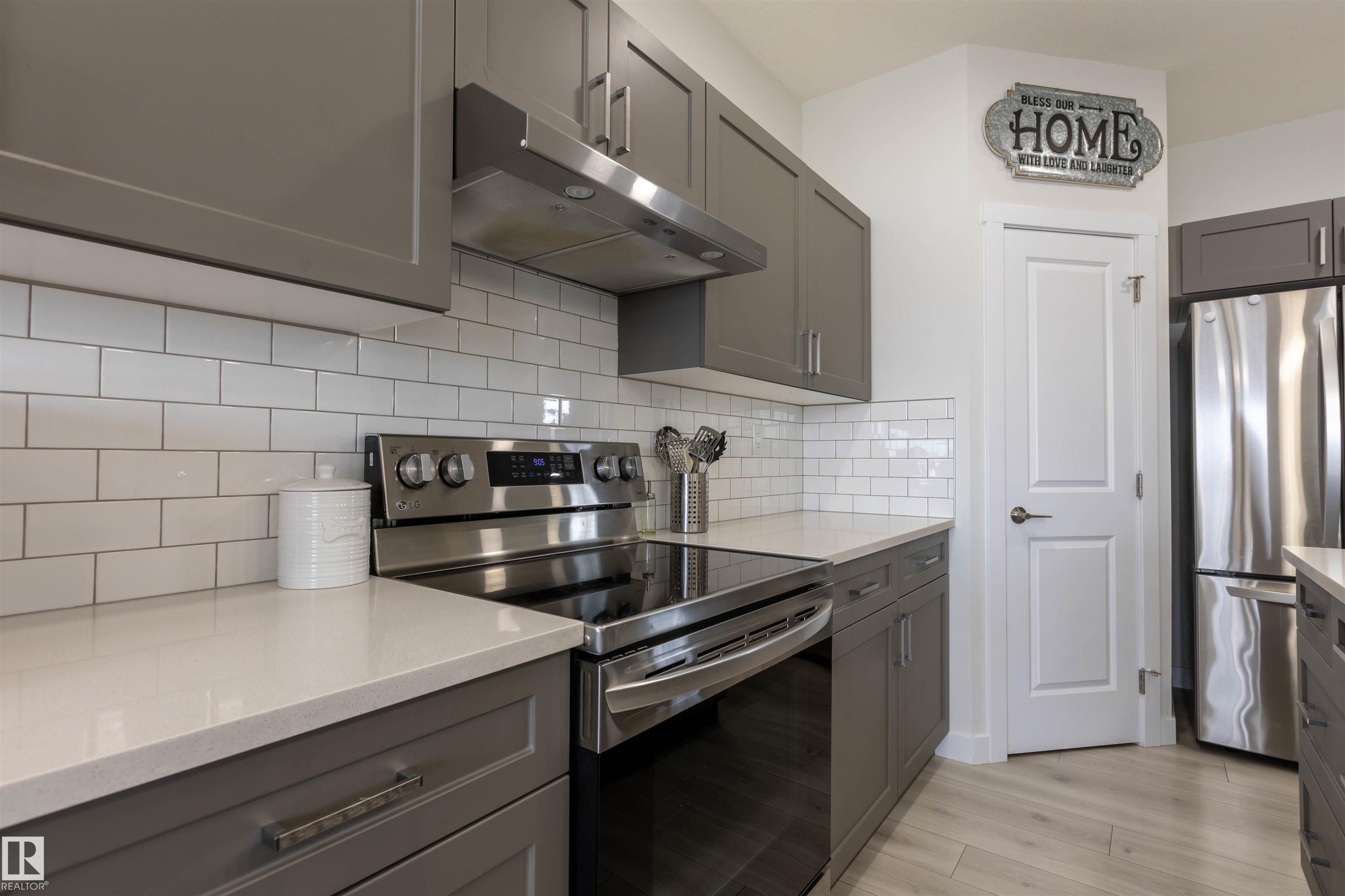 Photo 7 at 10706 99 Street, Morinville