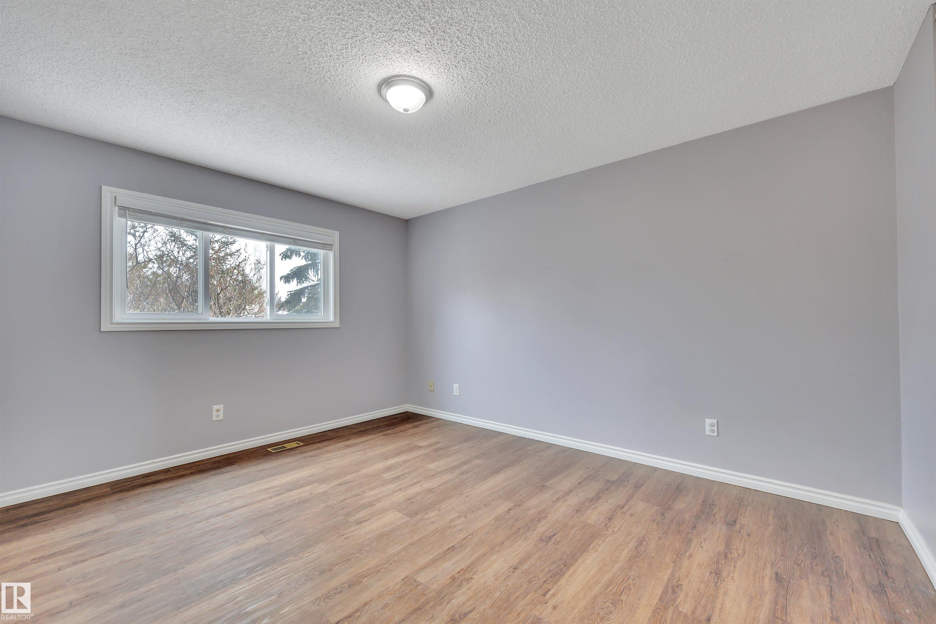 Photo 19 at 3843 26 Avenue NW, Bisset, Edmonton