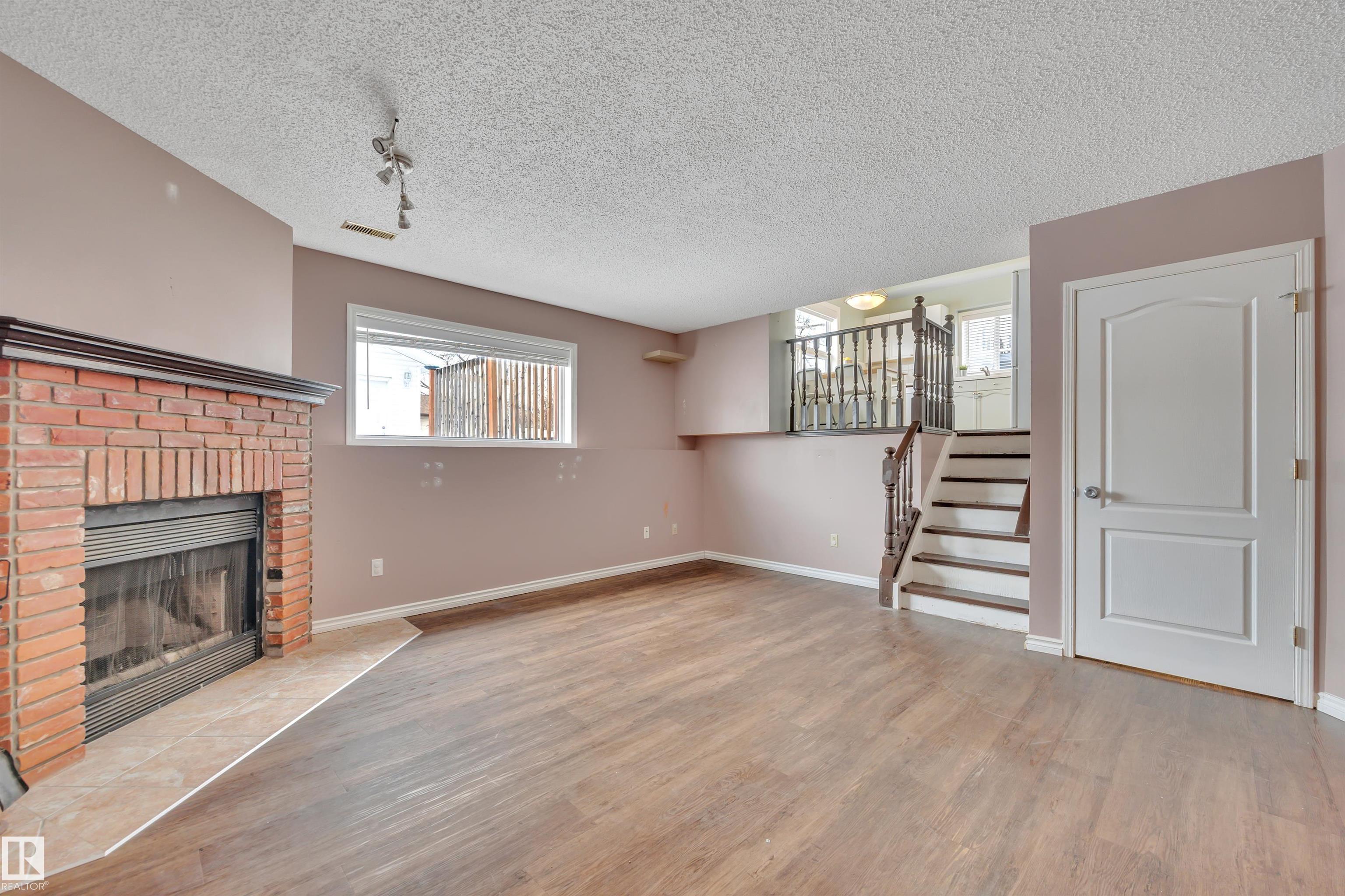 Photo 27 at 3843 26 Avenue NW, Bisset, Edmonton