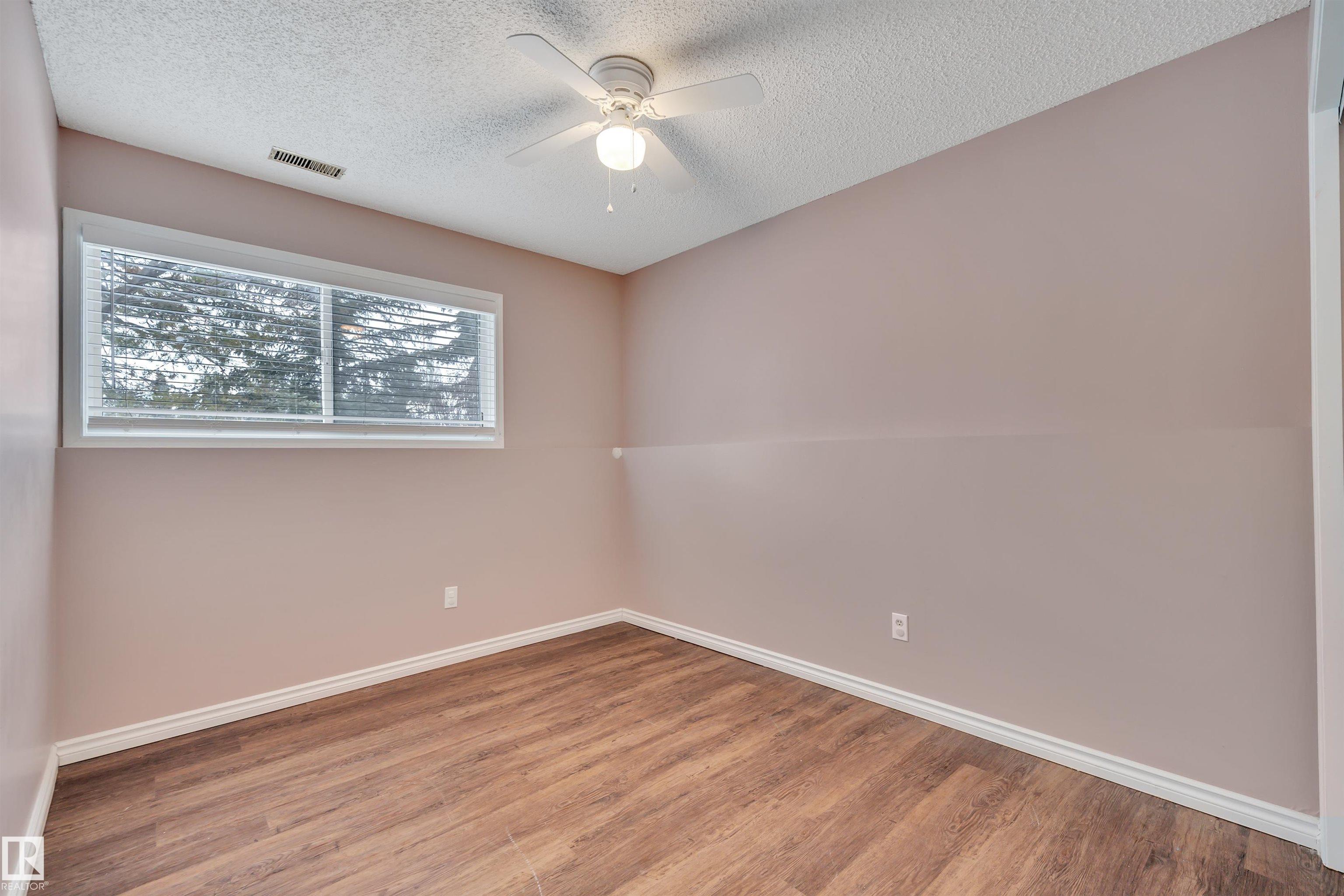 Photo 31 at 3843 26 Avenue NW, Bisset, Edmonton