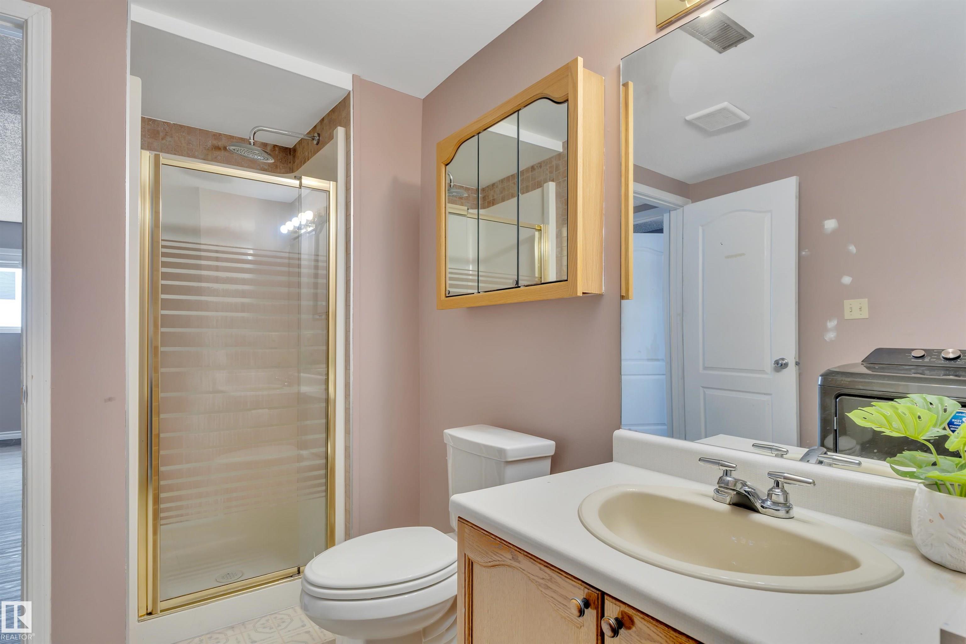 Photo 34 at 3843 26 Avenue NW, Bisset, Edmonton