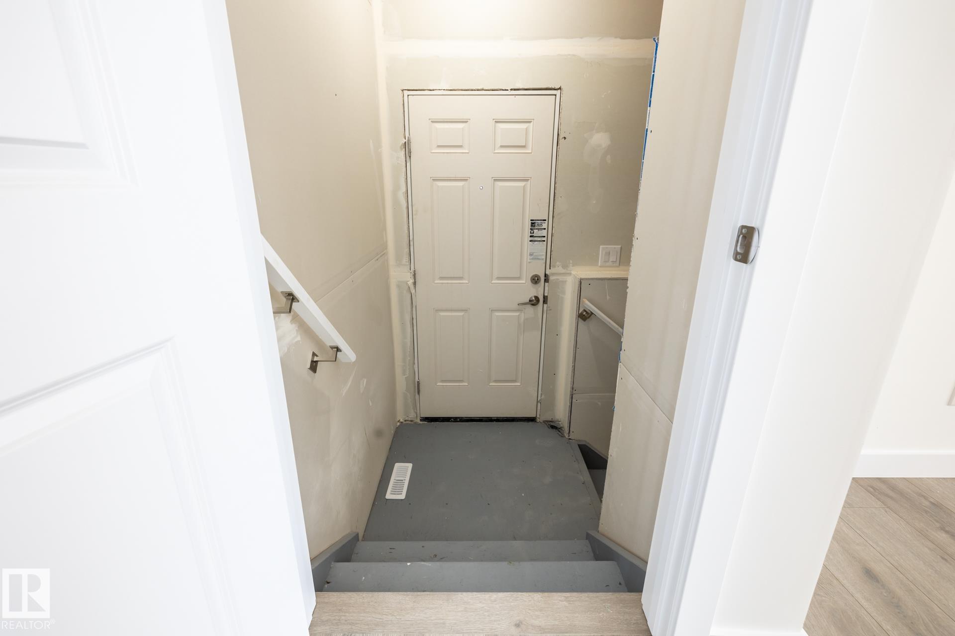 Photo 11 at 122 Elliott Wynd, South Pointe, Fort Saskatchewan