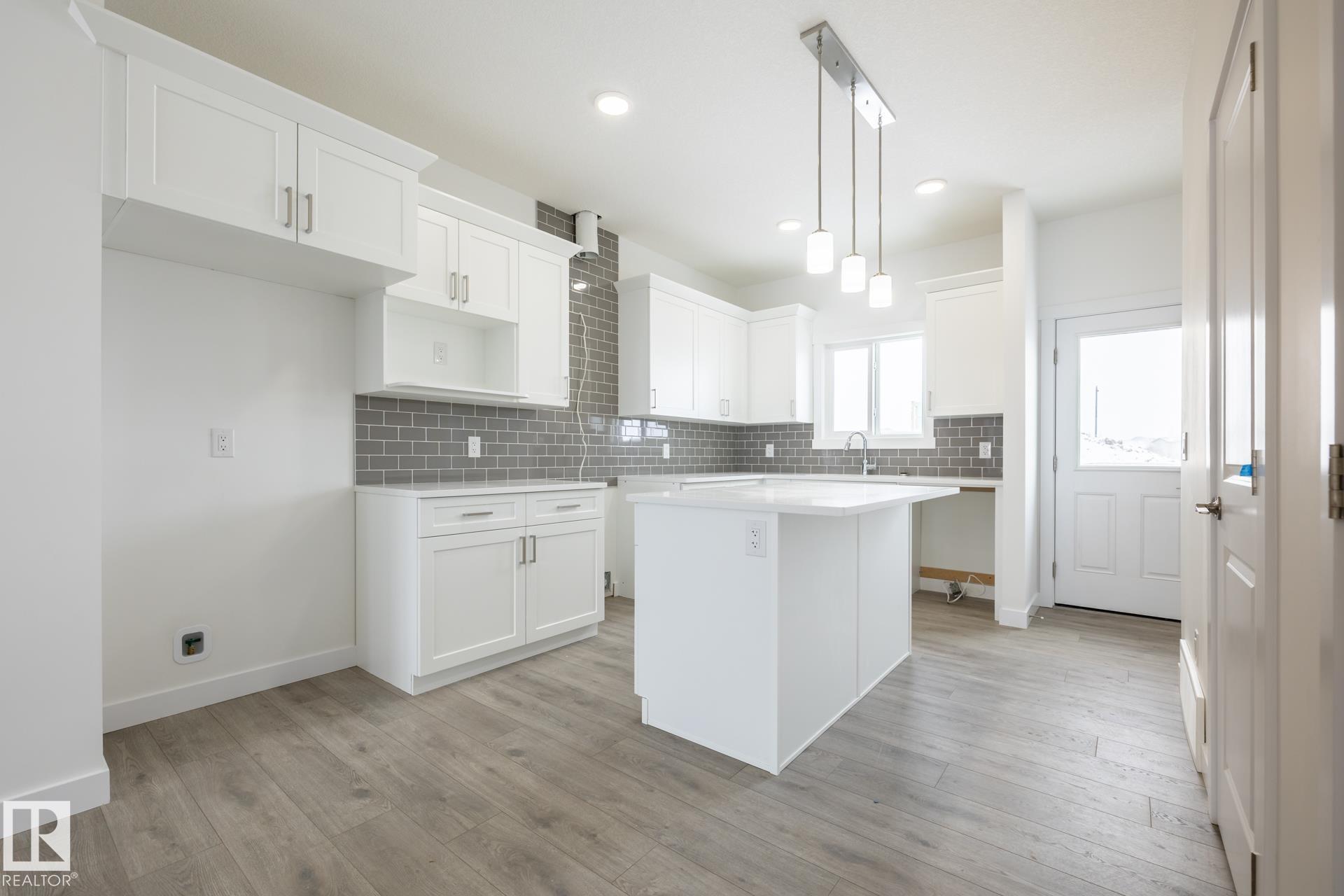 Photo 9 at 122 Elliott Wynd, South Pointe, Fort Saskatchewan