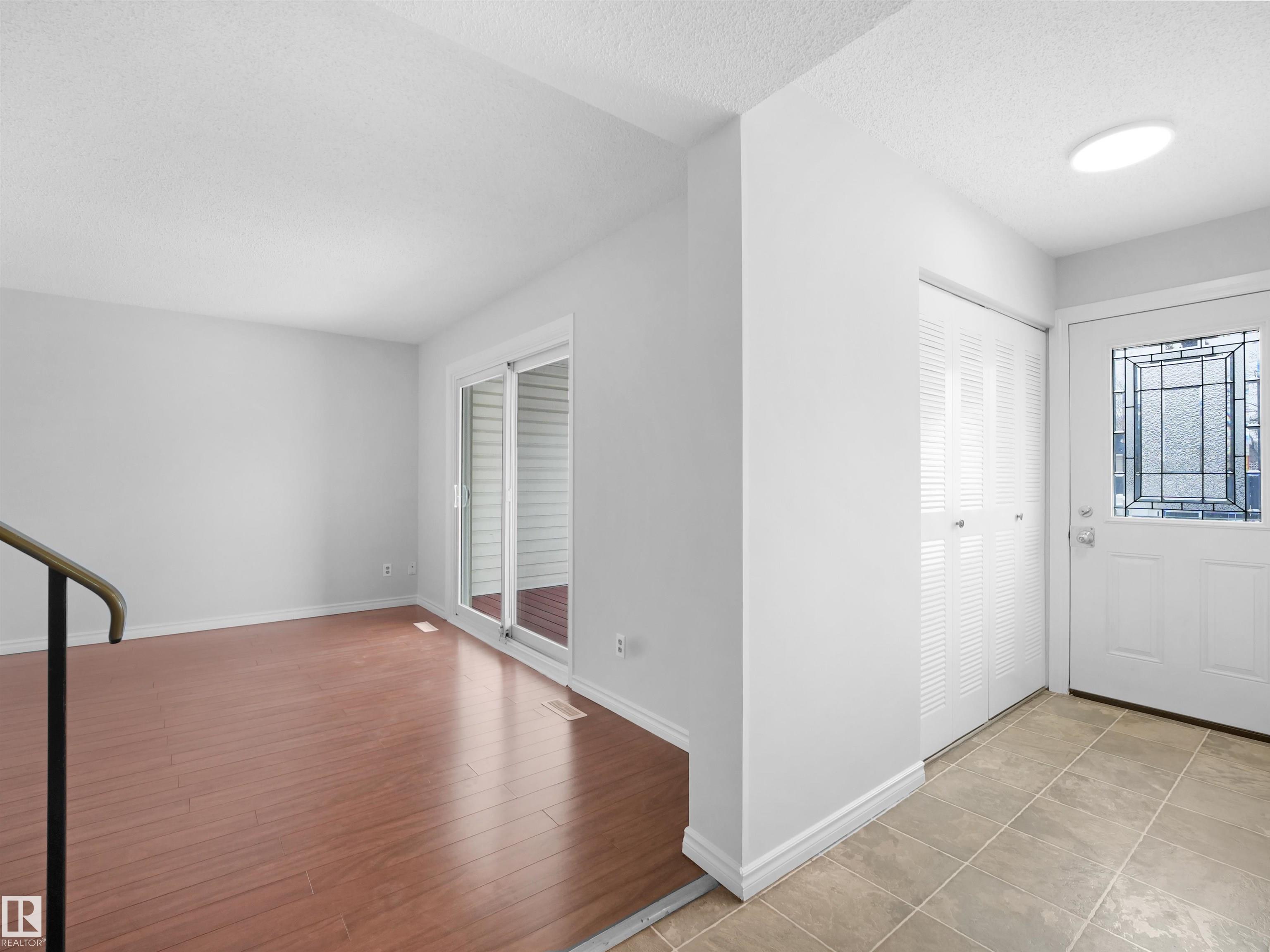 Photo 6 at 59 Woodvale Village NW, Greenview, Edmonton