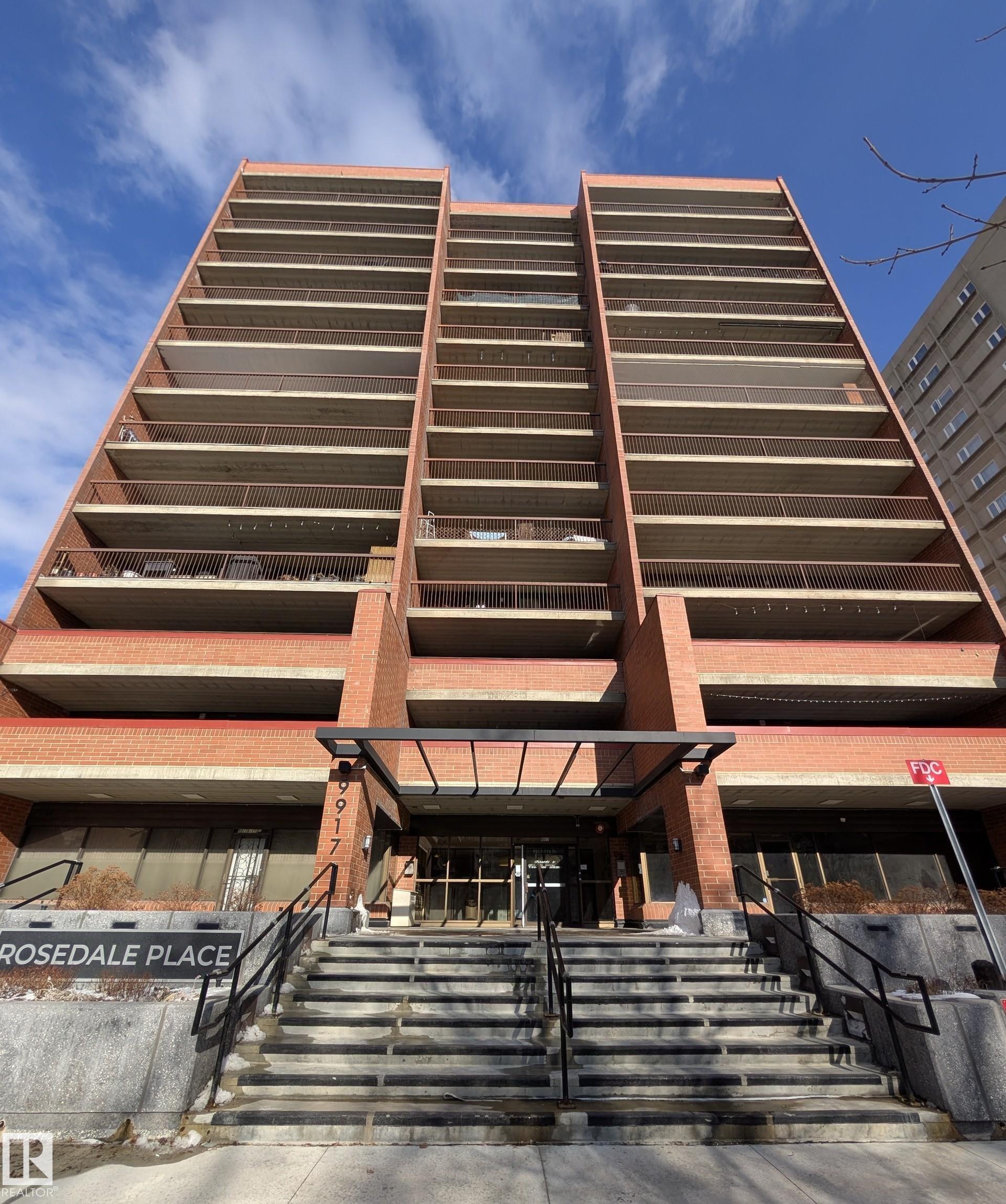 208 - 9917 110 Street NW, Wîhkwêntôwin, Edmonton