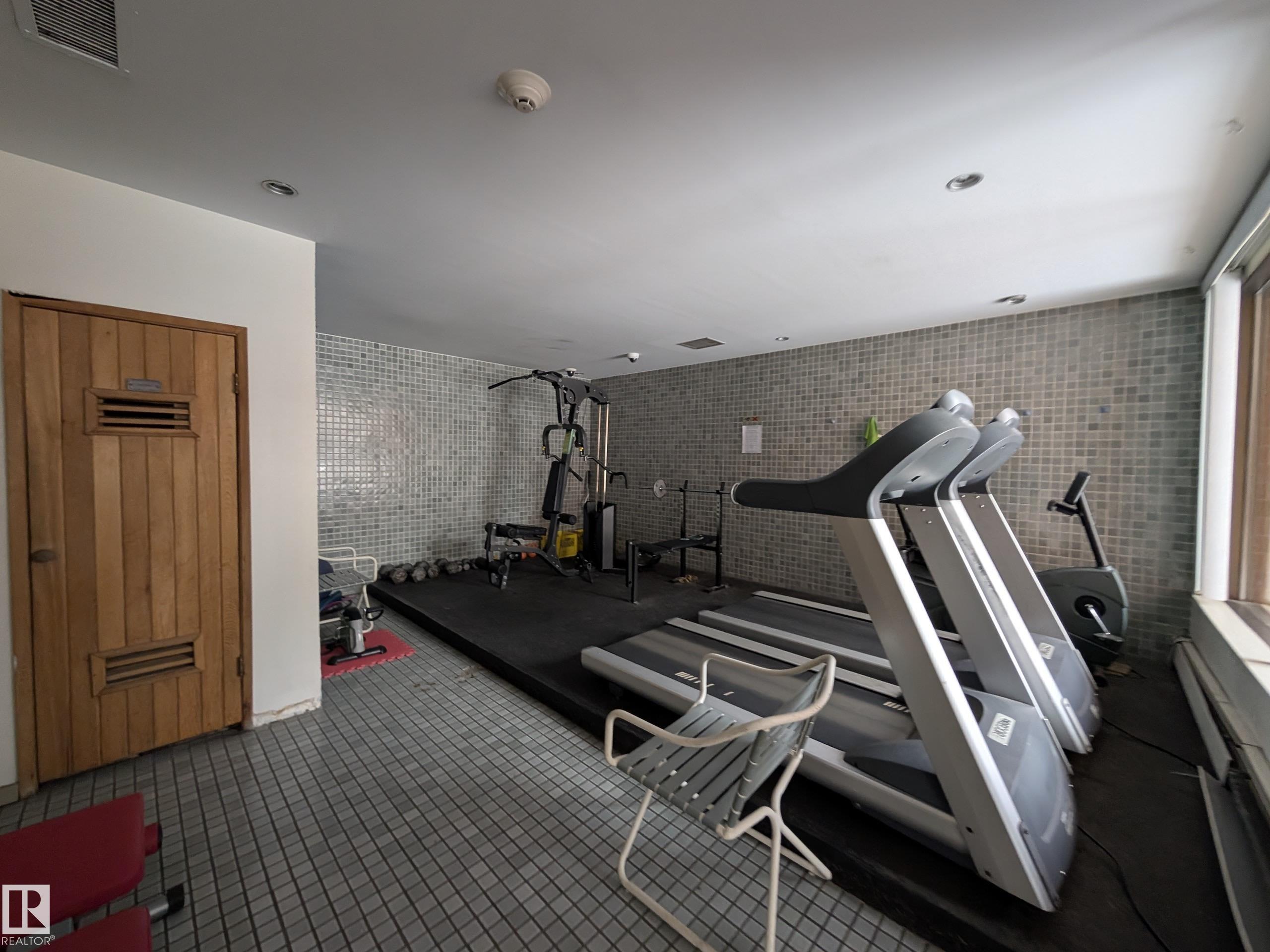 Photo 20 at 208 - 9917 110 Street NW, Wîhkwêntôwin, Edmonton