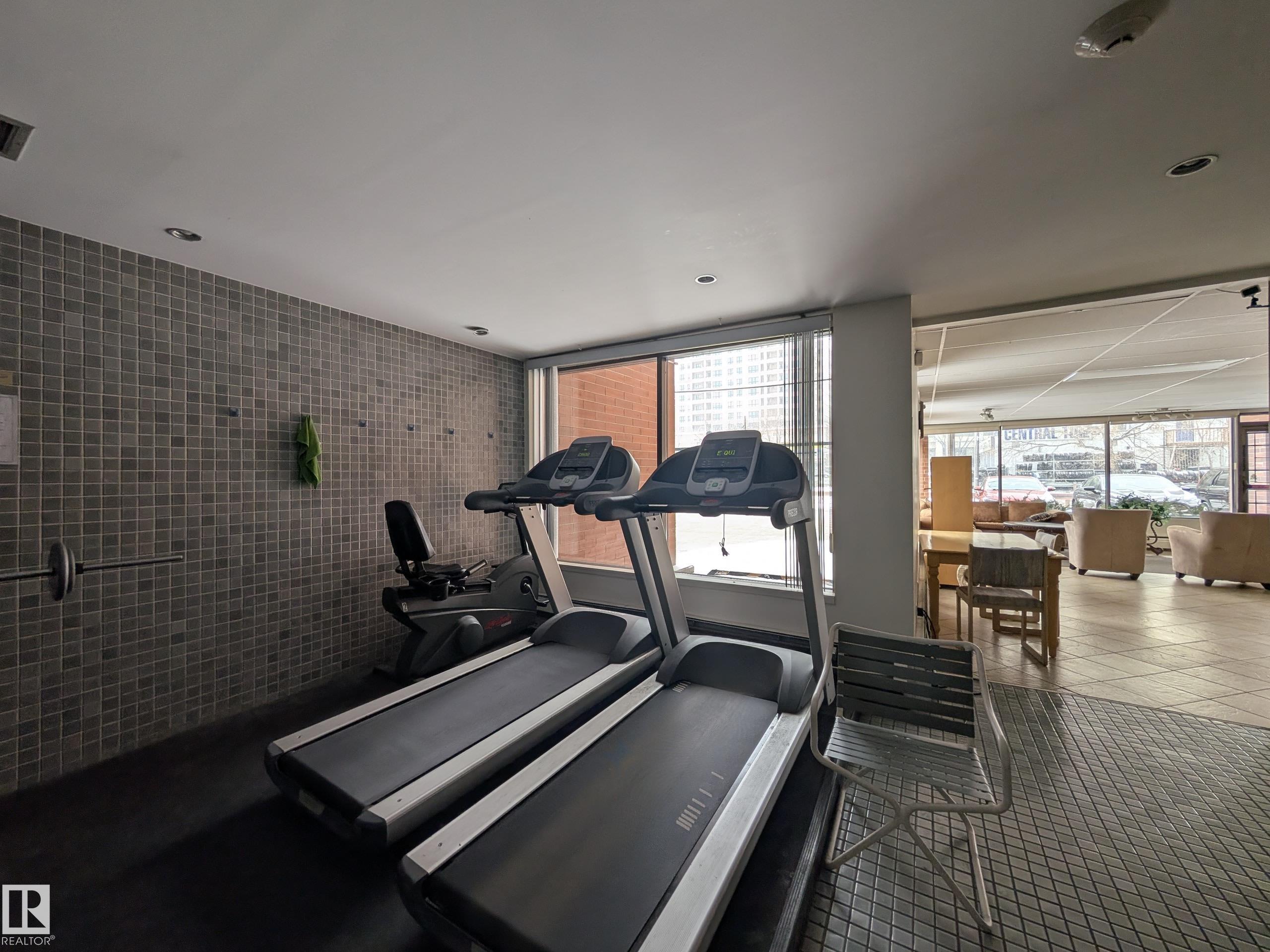 Photo 21 at 208 - 9917 110 Street NW, Wîhkwêntôwin, Edmonton