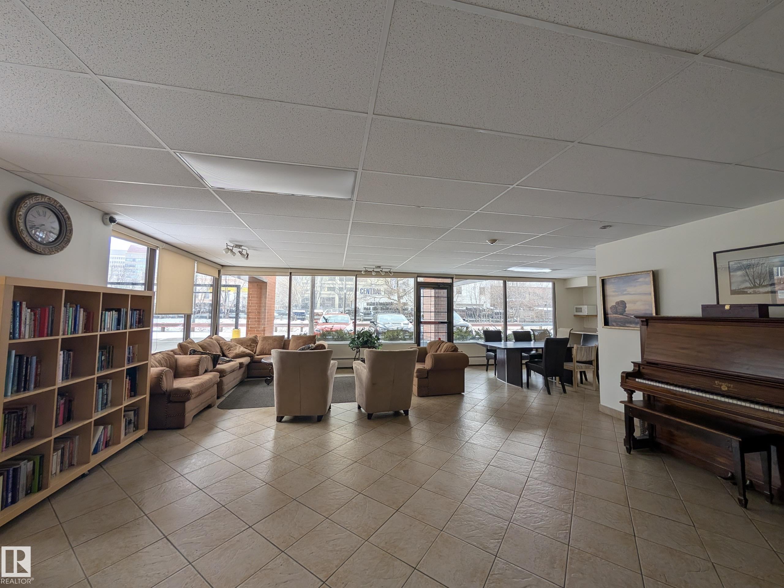 Photo 22 at 208 - 9917 110 Street NW, Wîhkwêntôwin, Edmonton