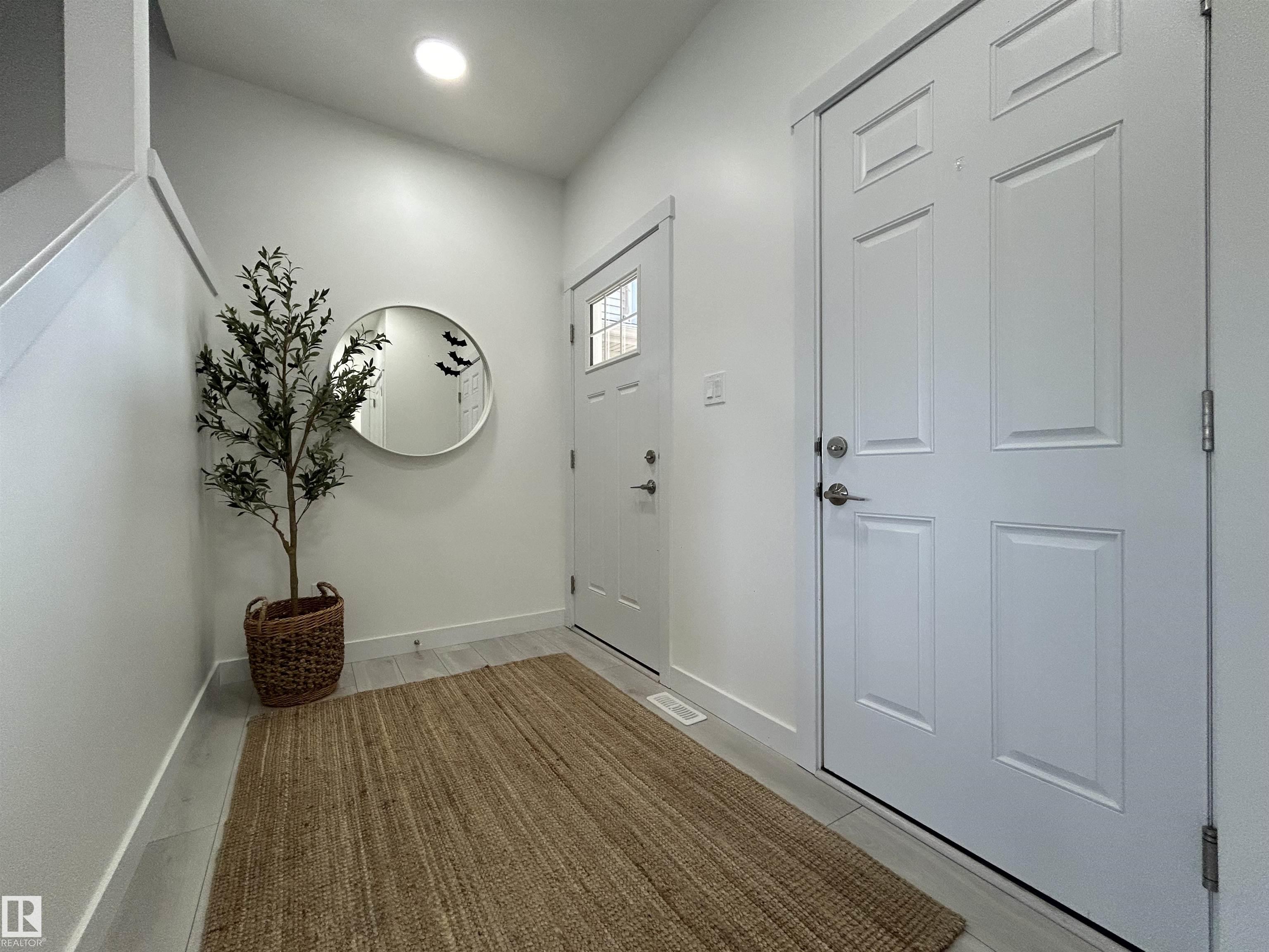 19704 29 Avenue NW, The Uplands, Edmonton