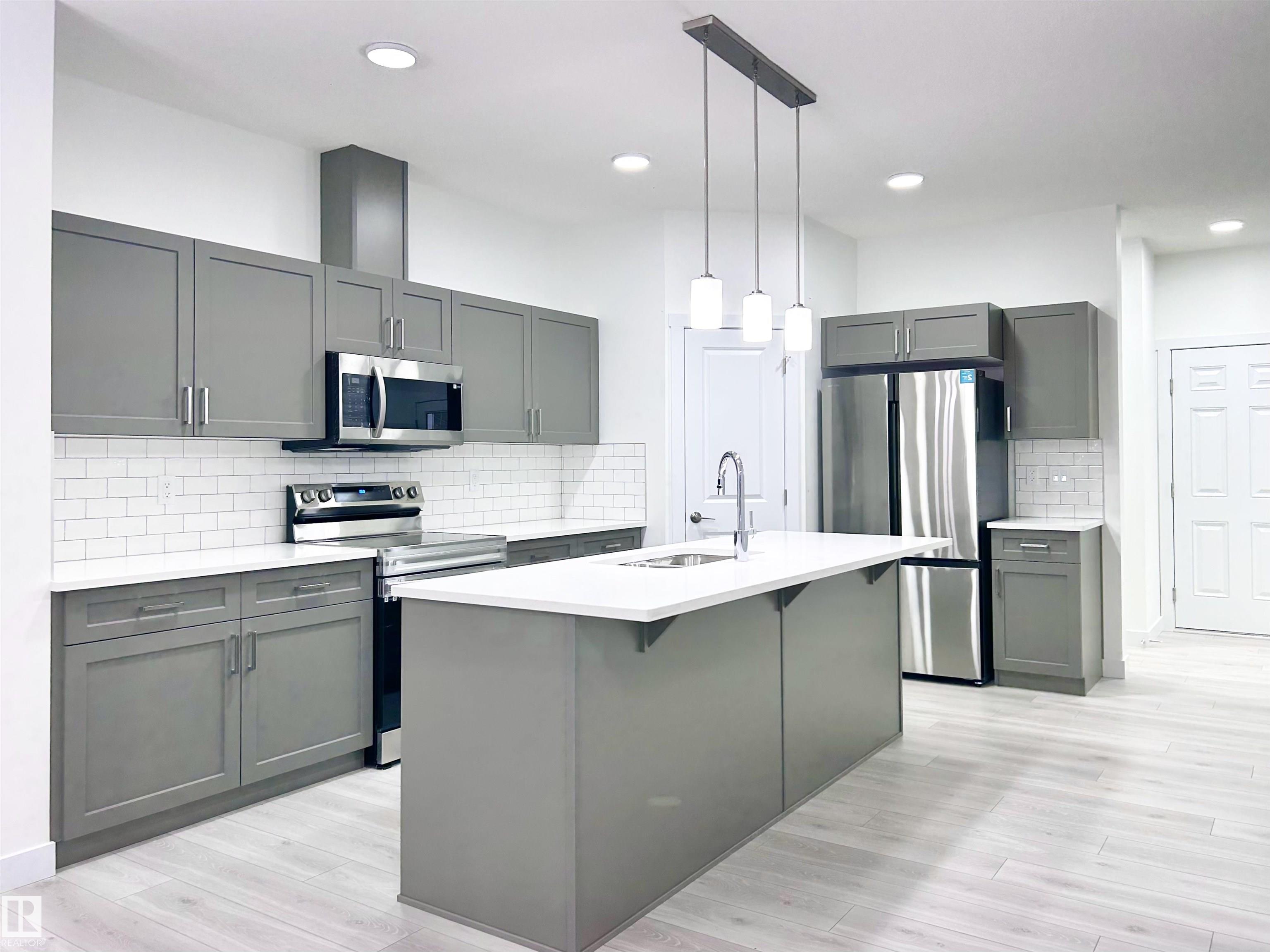 19634 29 Avenue NW, The Uplands, Edmonton