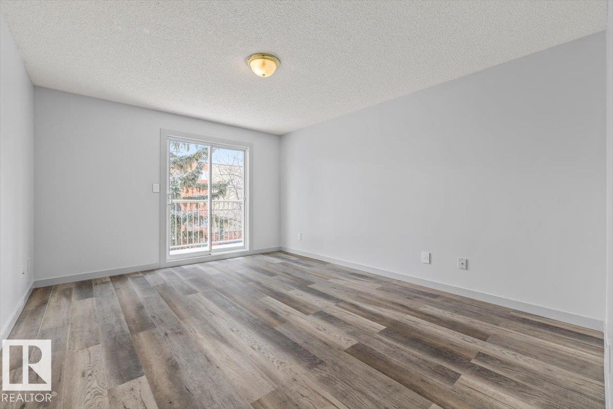 Photo 19 at 31 - 9935 167 Street NW, Glenwood, Edmonton