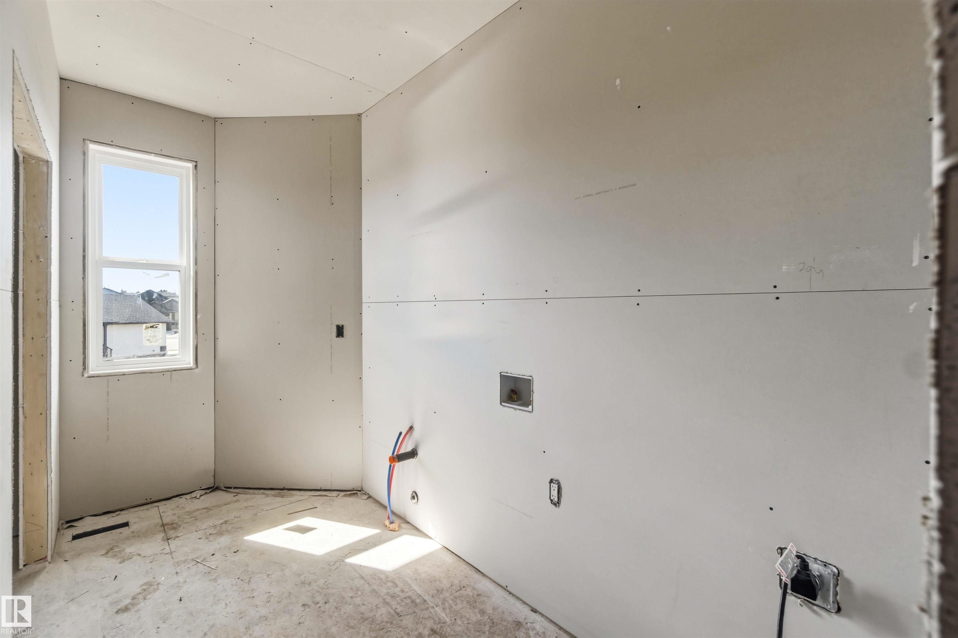 Photo 22 at 33 Harley Way NW, Hilldowns, Spruce Grove