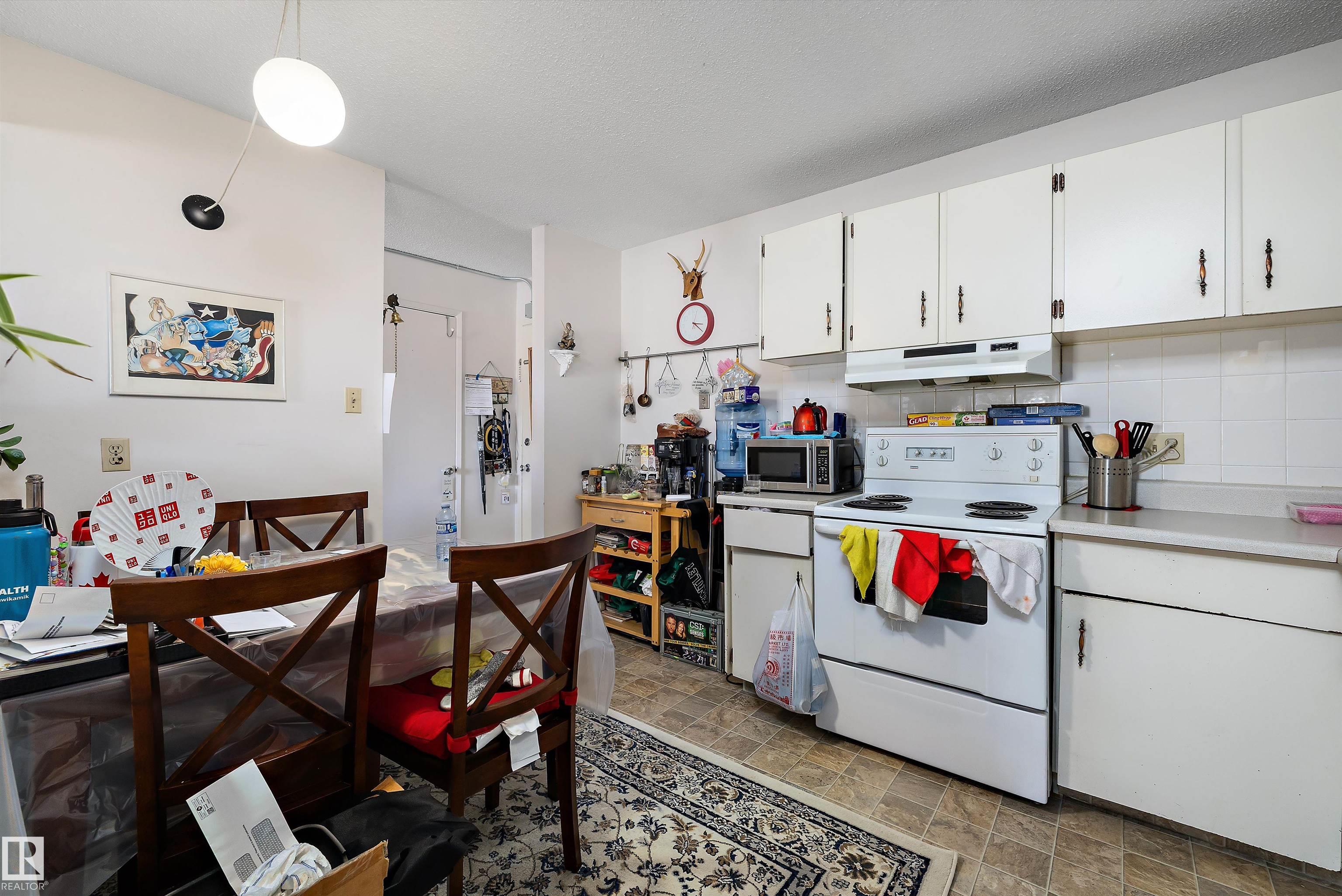 320 - 8604 Gateway Boulevard NW, Strathcona, Edmonton